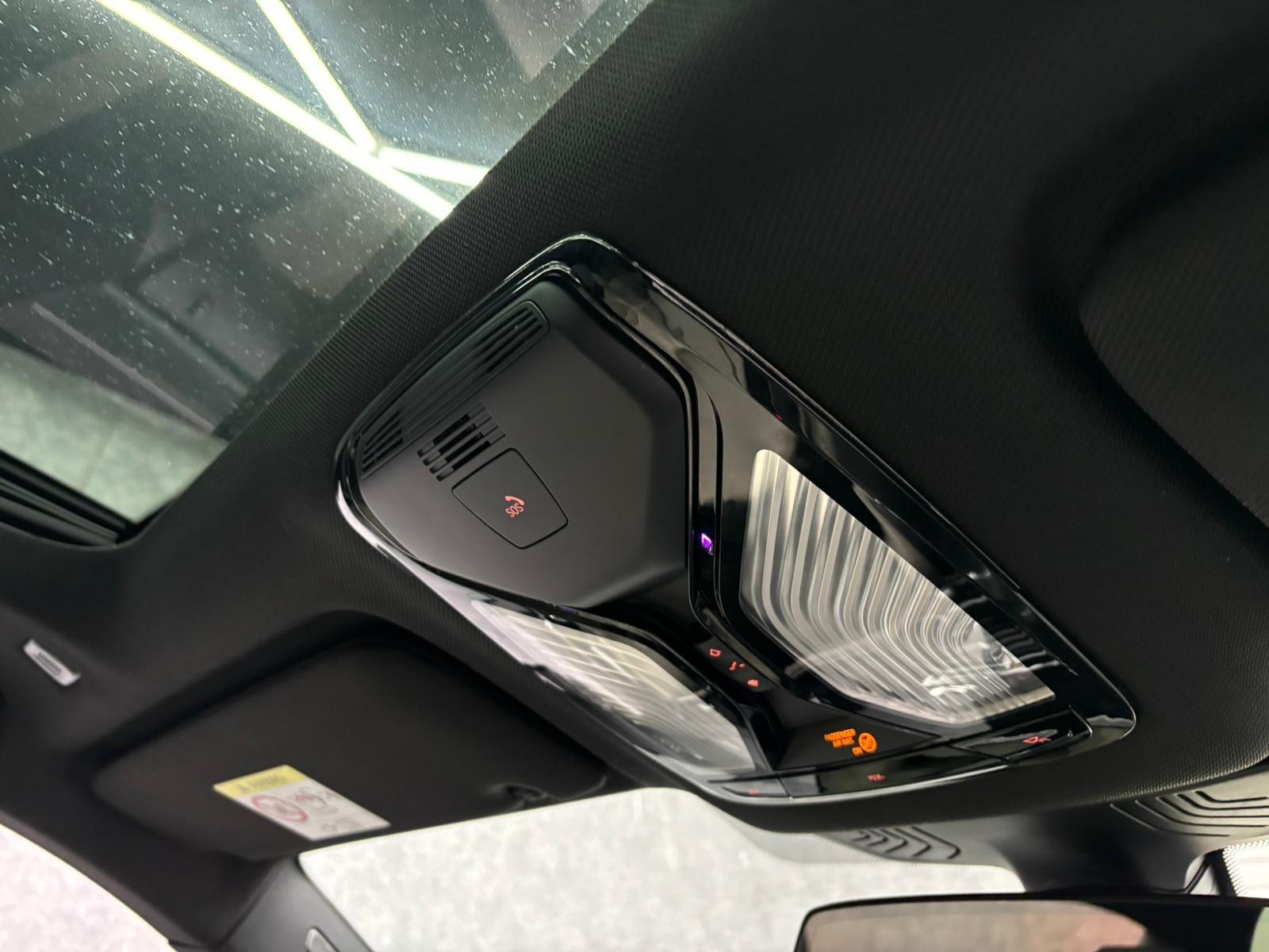 BMW 6 Series Gran Turismo view 38