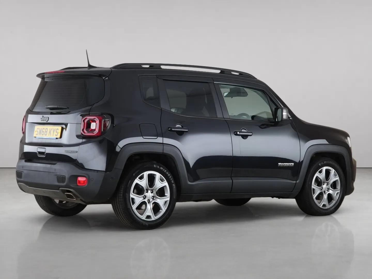Jeep Renegade view 5