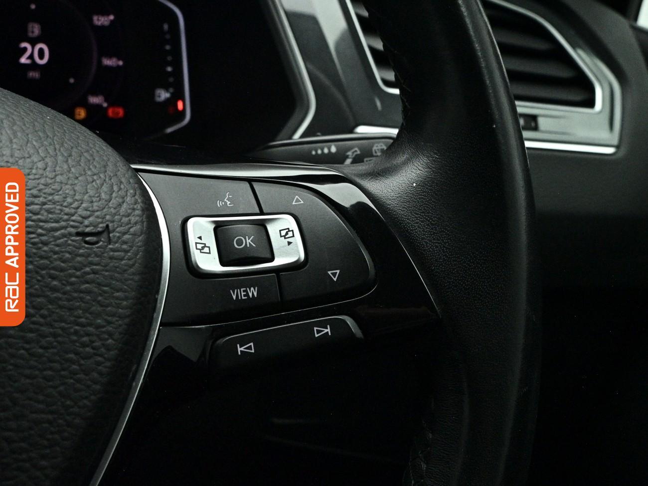 Volkswagen Tiguan view 25
