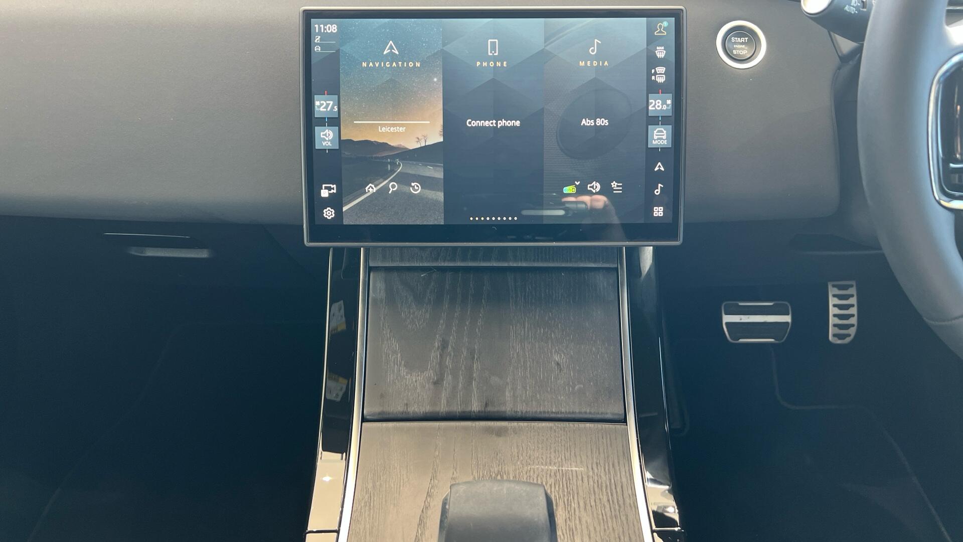 Land Rover Range Rover Evoque view 14
