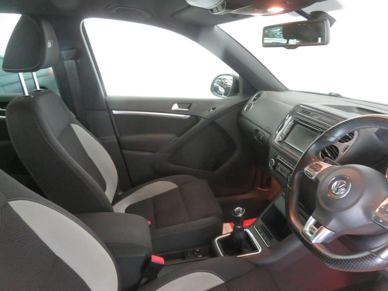 Volkswagen Tiguan view 29