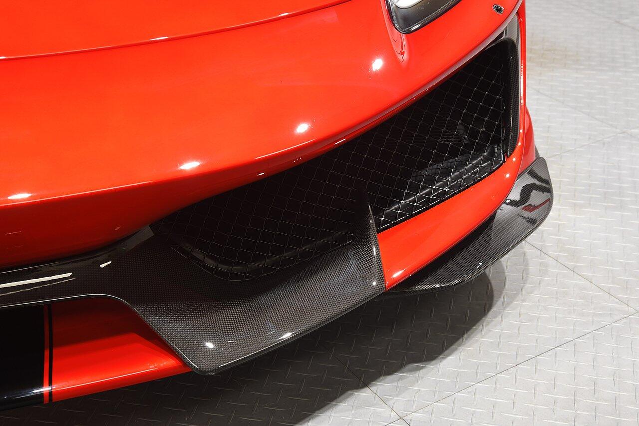 Ferrari 488 view 39