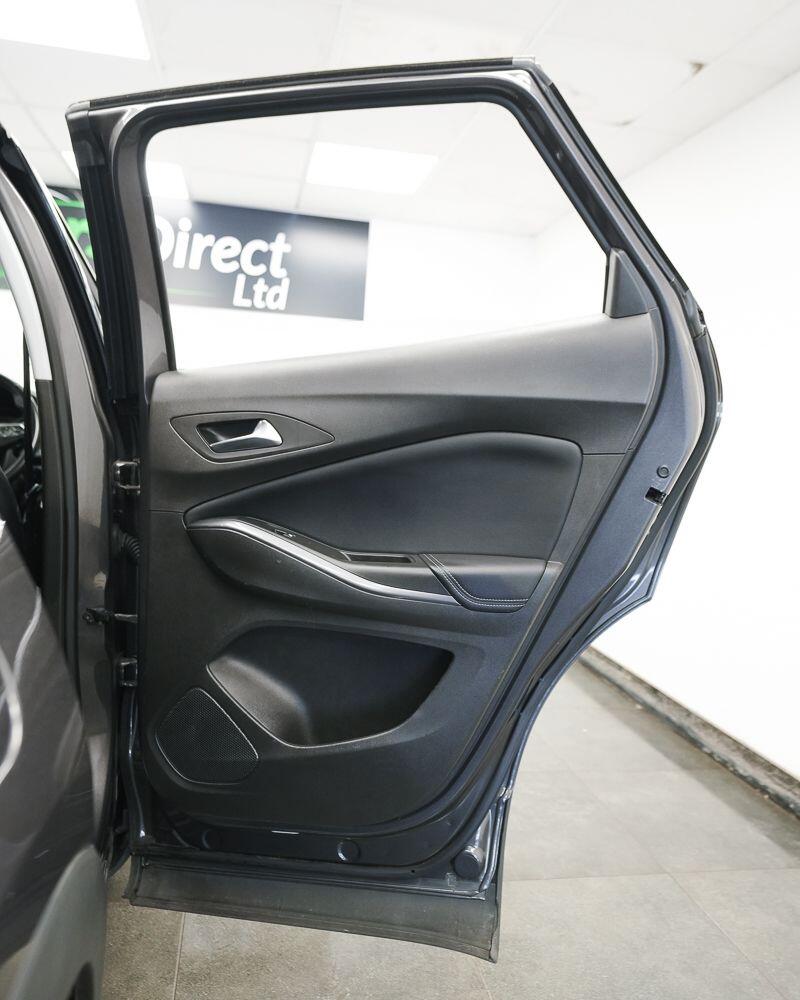 Vauxhall Grandland X view 18