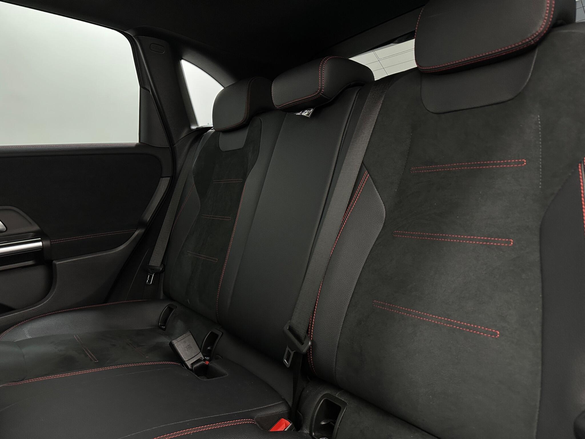 Mercedes-Benz B-Class view 41