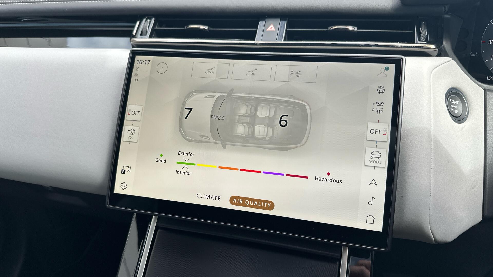 Land Rover Range Rover Velar view 58
