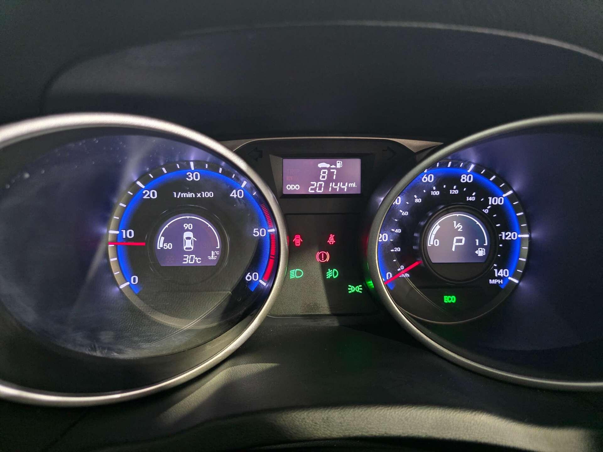 Hyundai Ix35 view 16