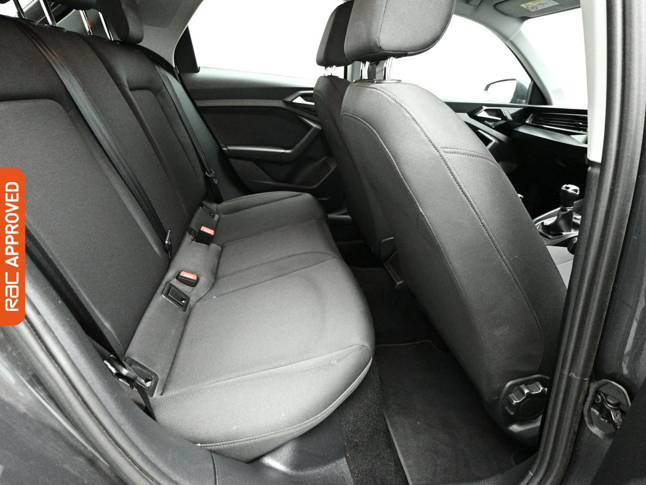 Audi A1 view 13