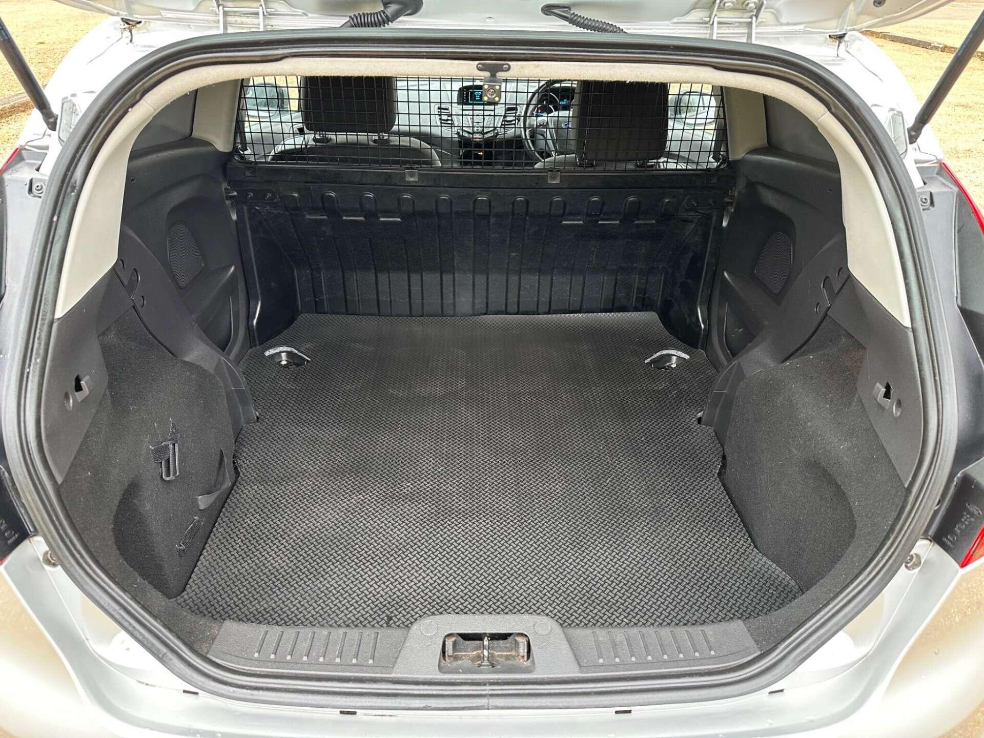 Ford Fiesta view 15