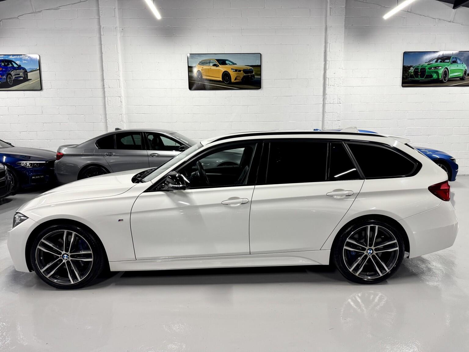 BMW 3 Series view 24