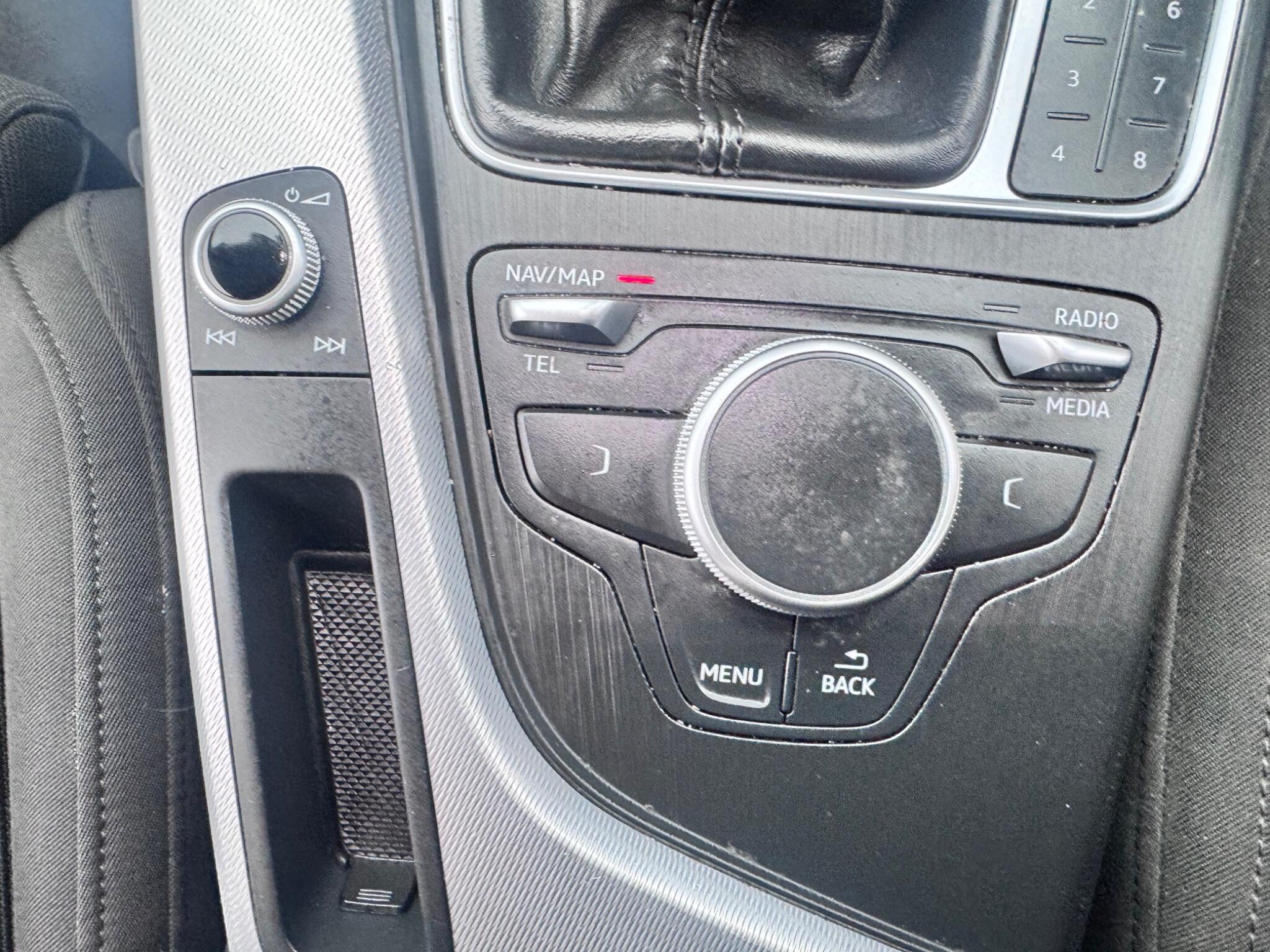 Audi A4 view 19