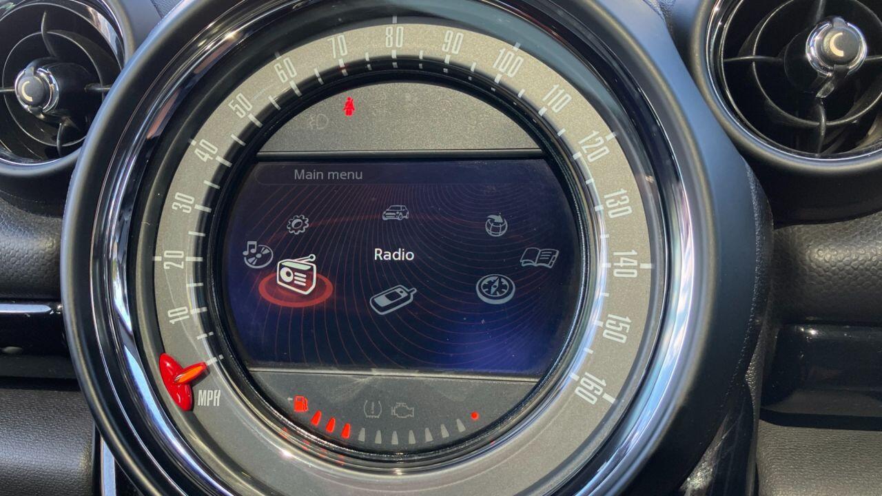 Mini Countryman view 42