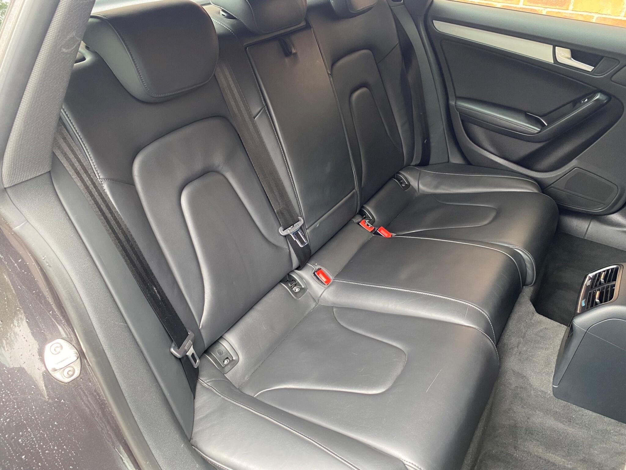 Audi A5 view 16