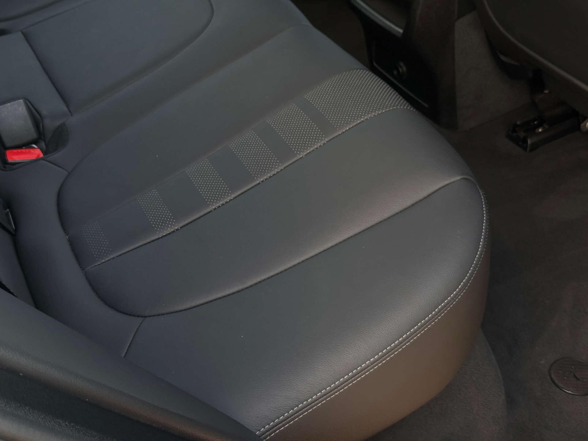 BMW X5 view 28