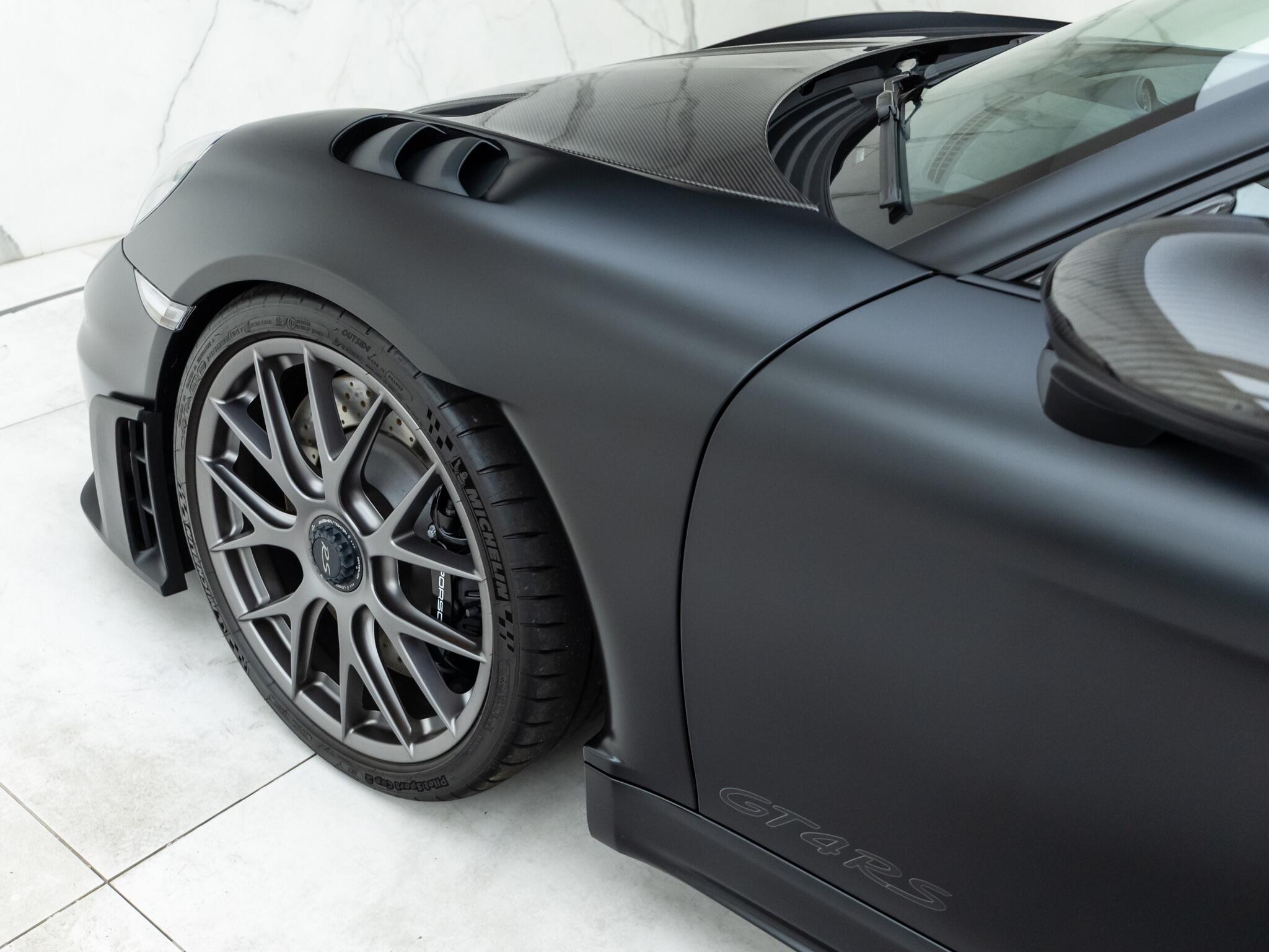 Porsche Cayman view 34