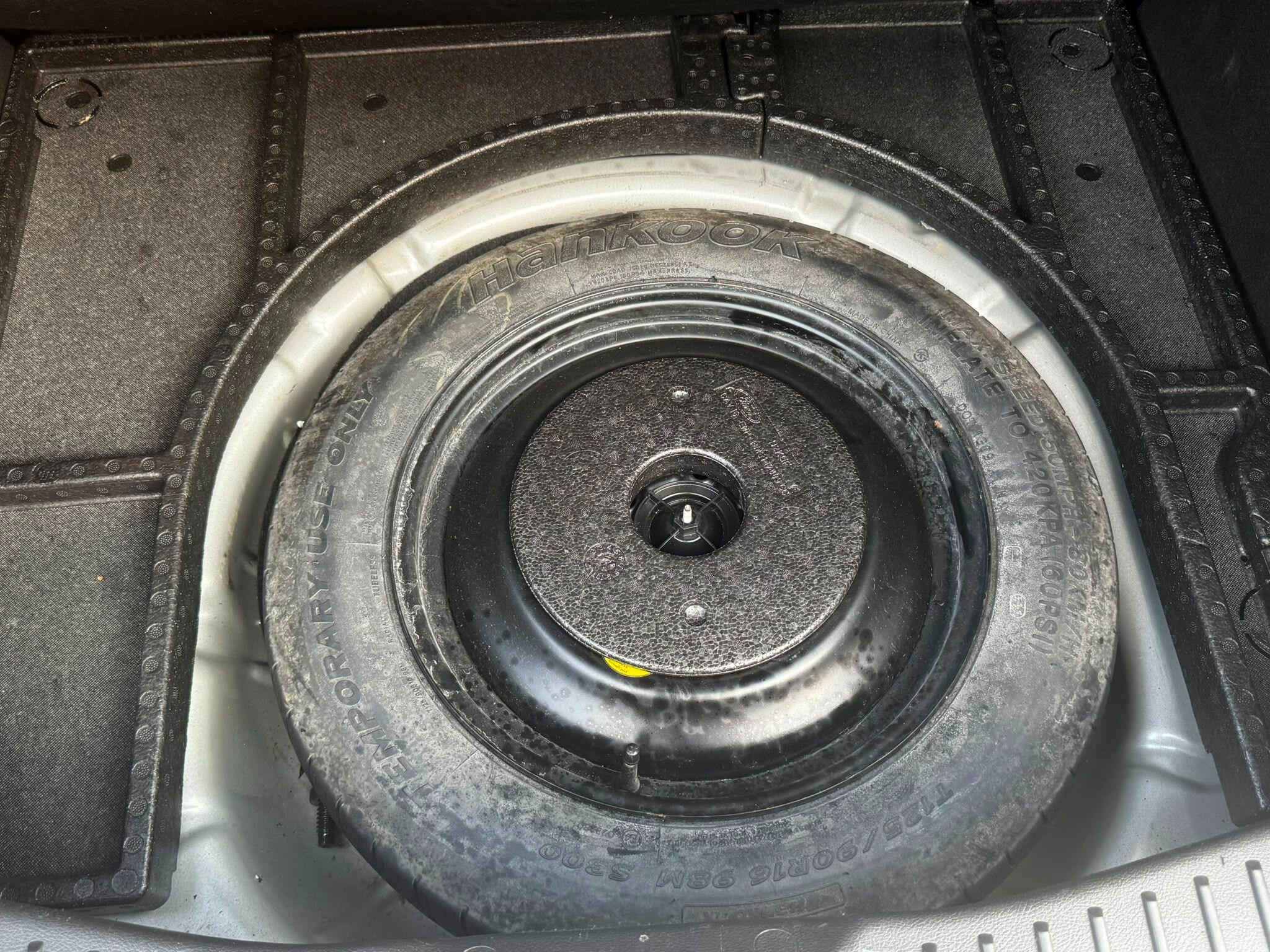 Ford Focus view 46