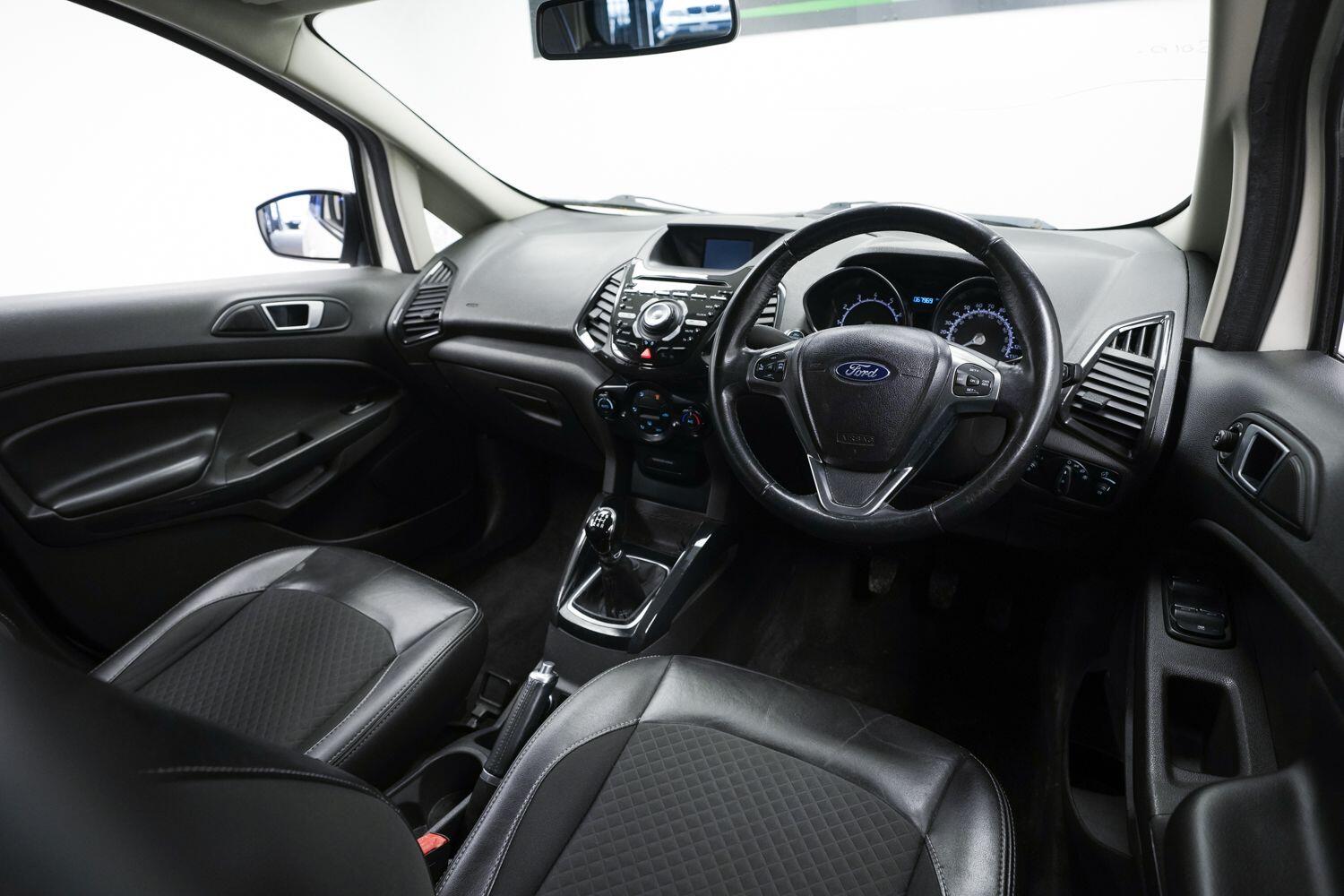 Ford EcoSport view 8