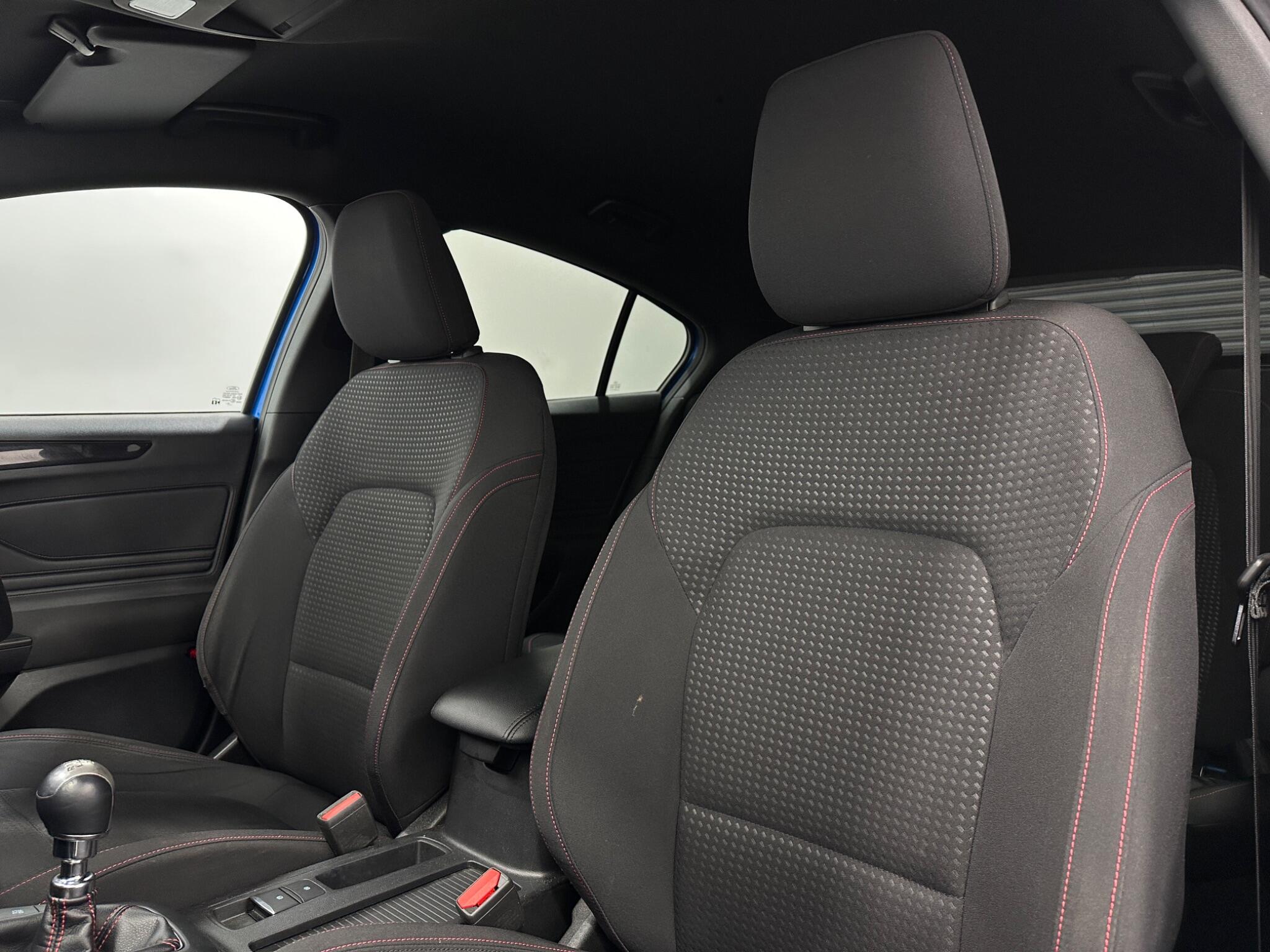 Ford Focus view 34