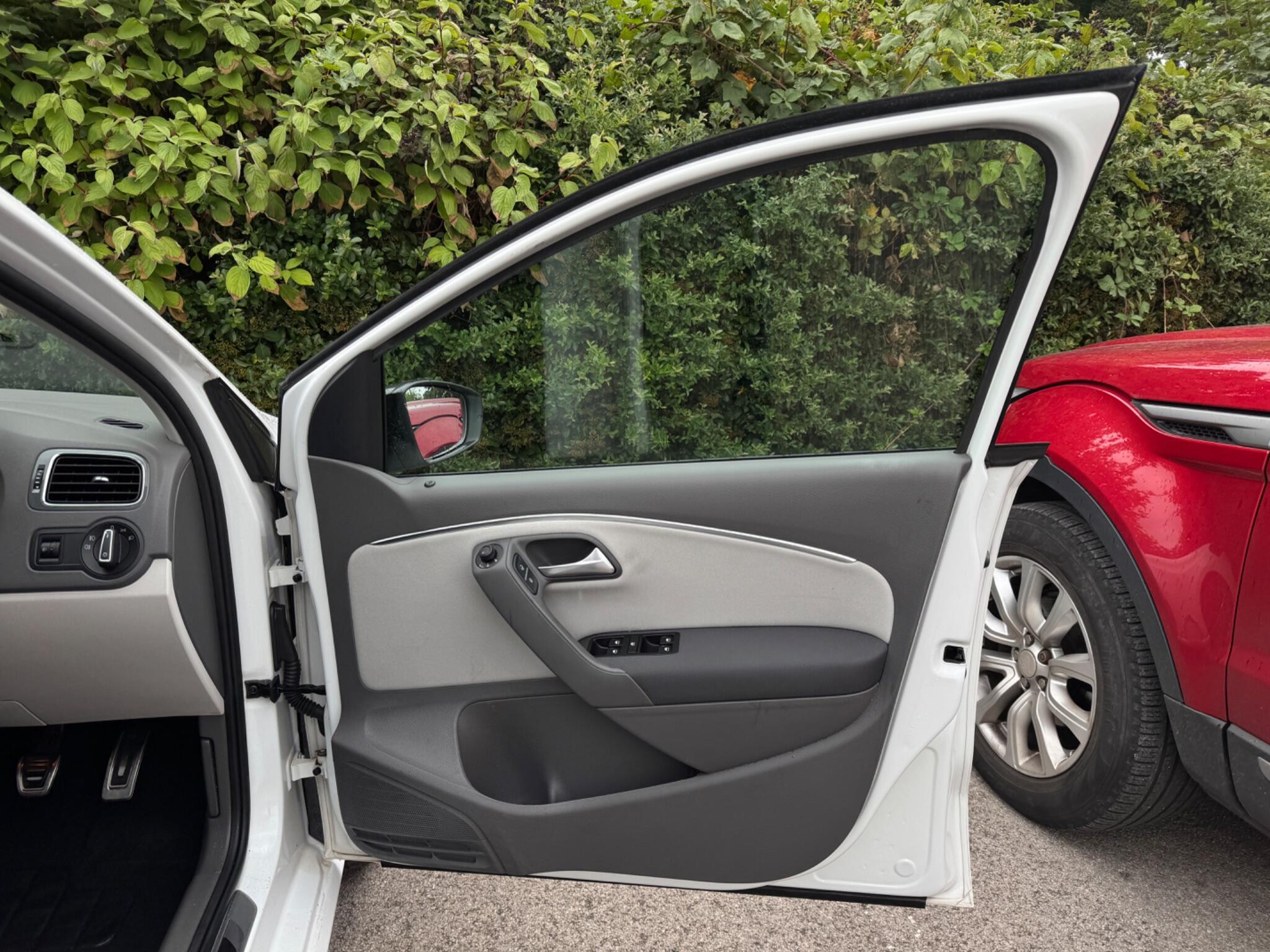 Volkswagen Polo view 46