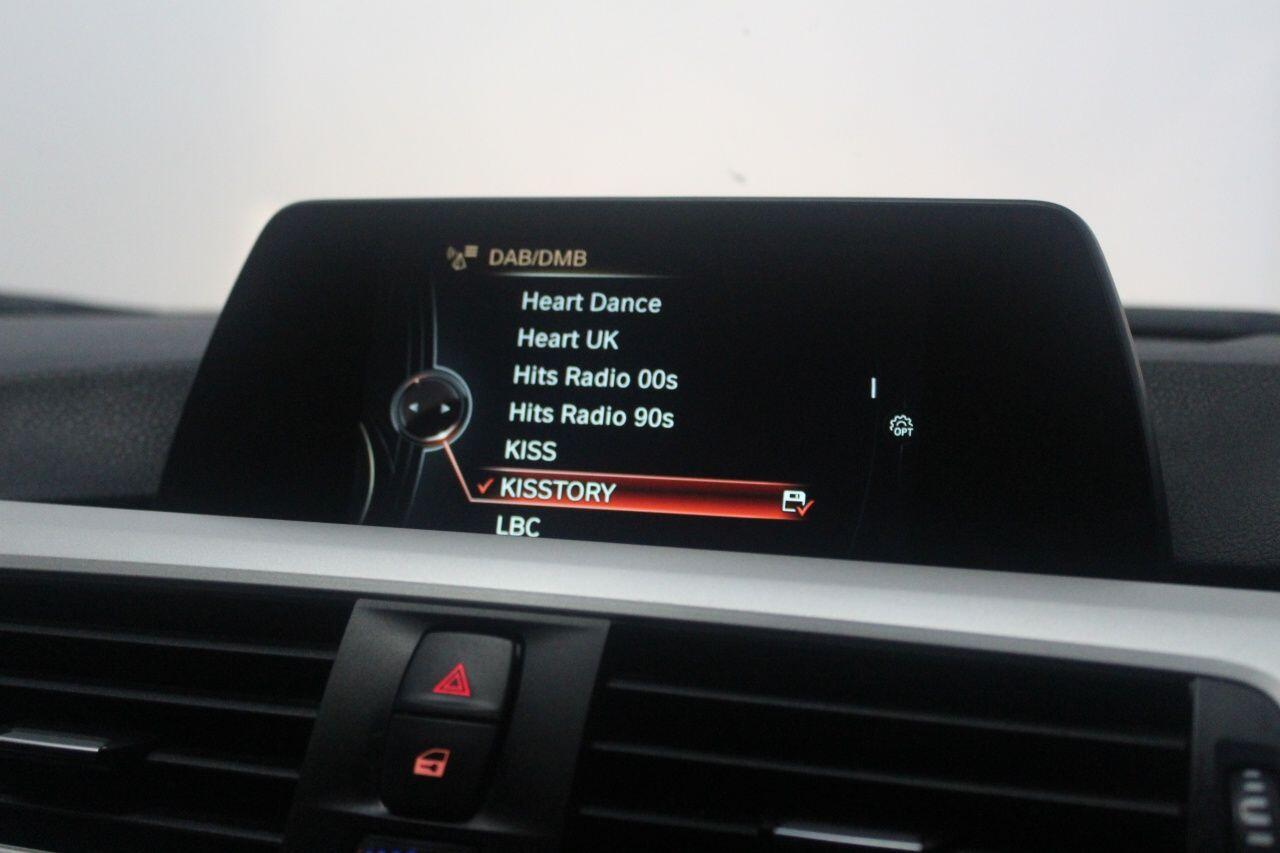 BMW 3 Series view 33