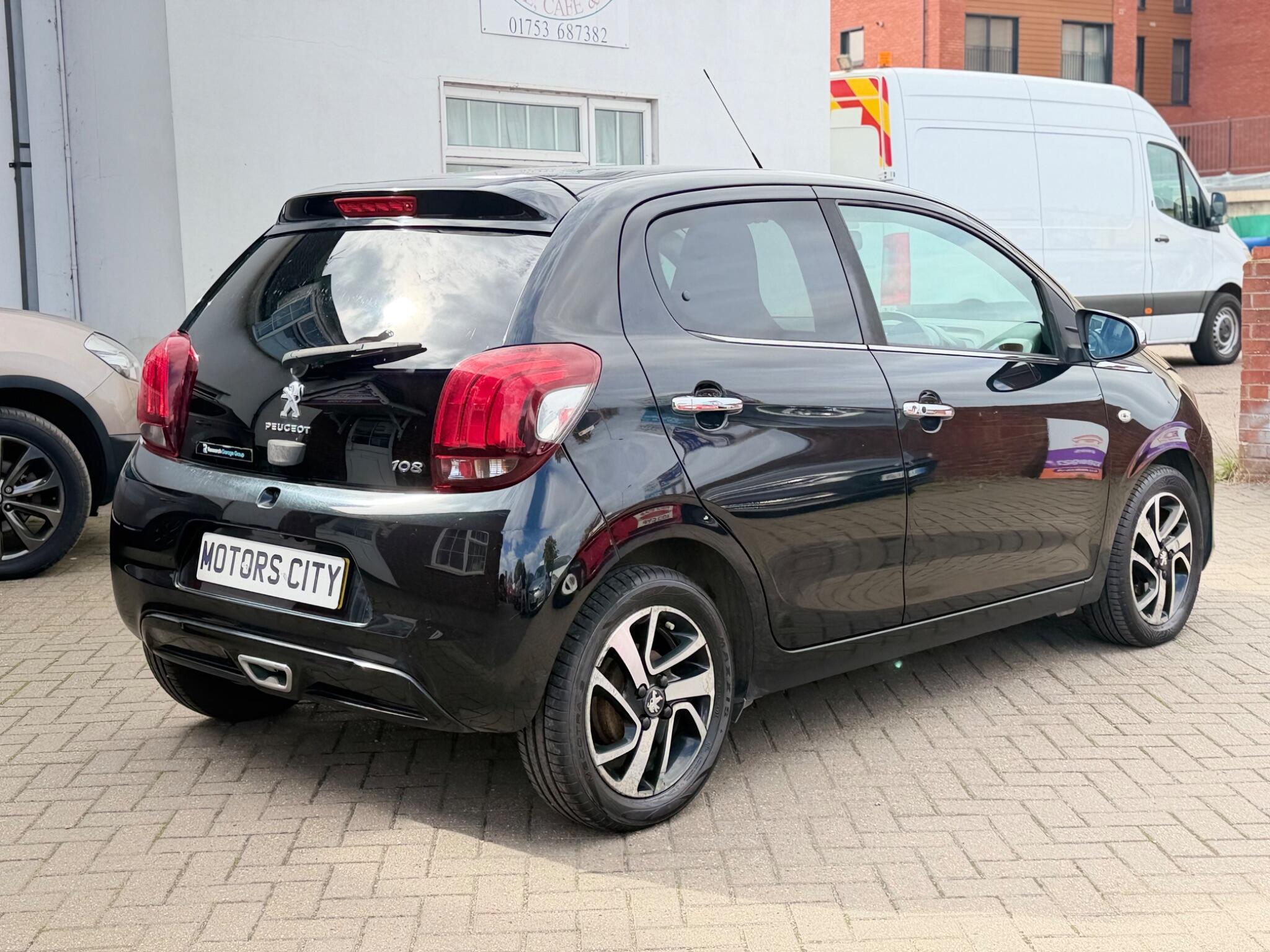 Peugeot 108 view 10
