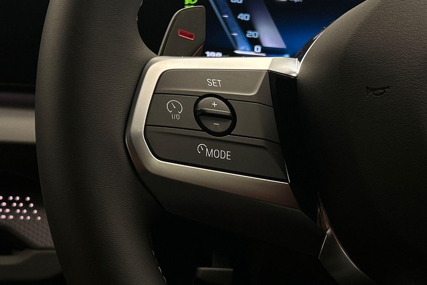 BMW 2 Series view 17