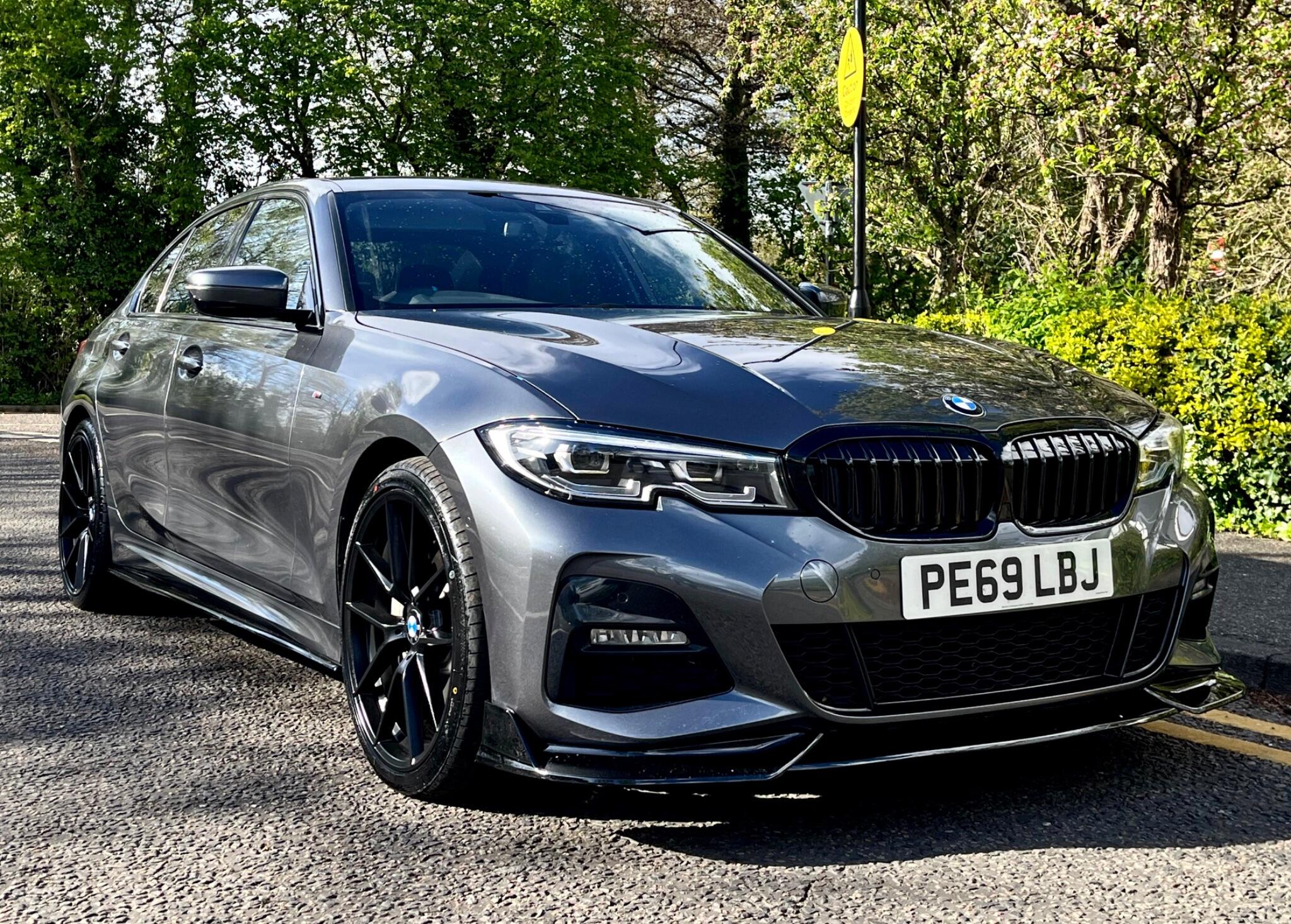 BMW 3 Series view 23