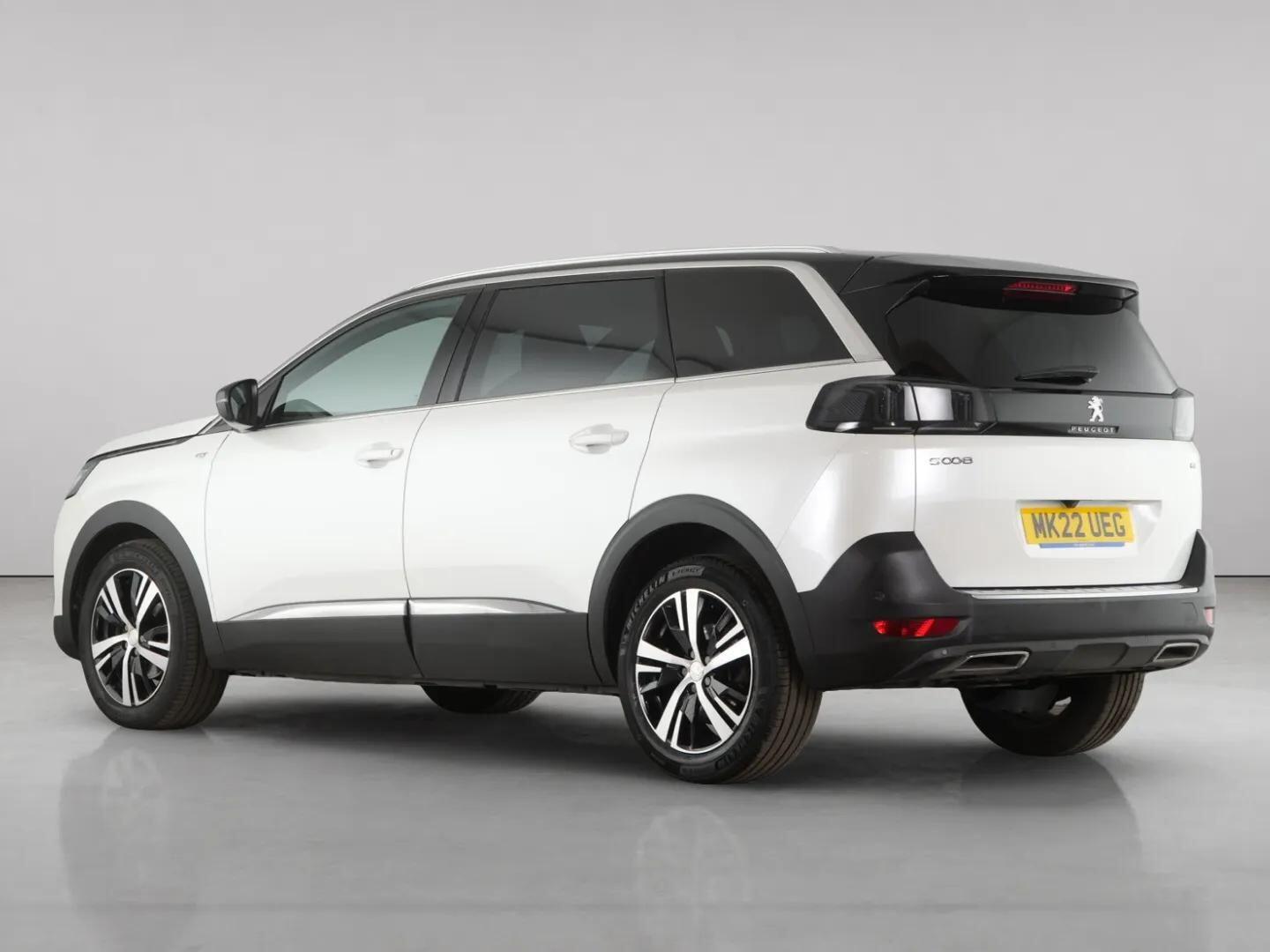 Peugeot 5008 view 6