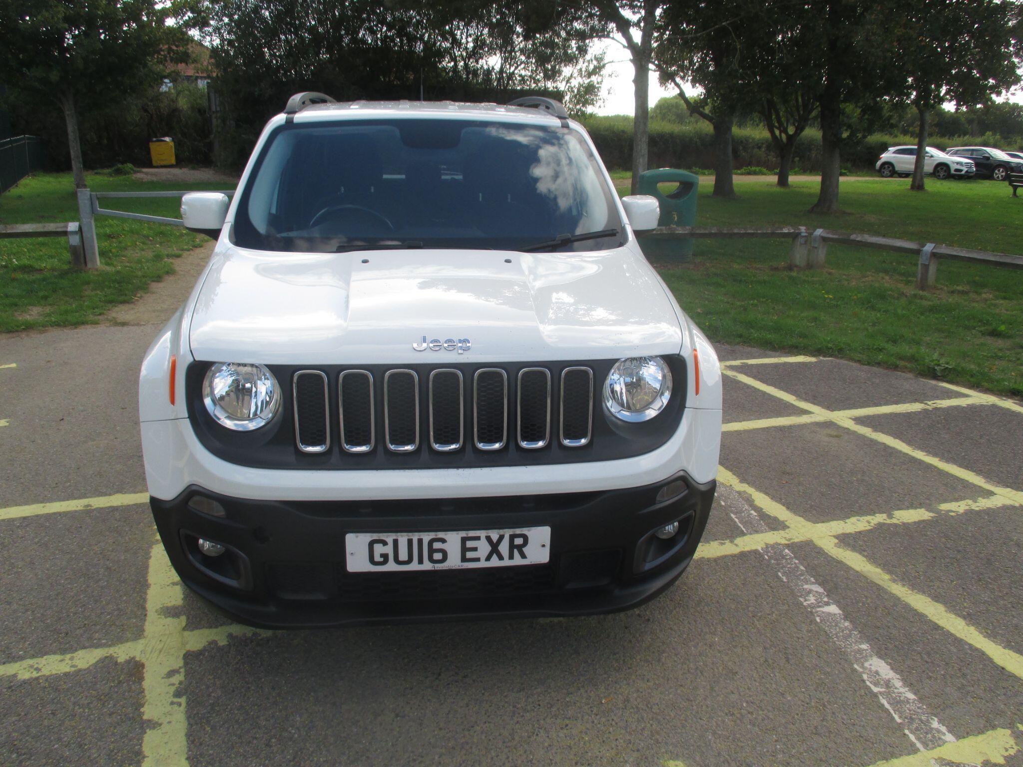 Jeep Renegade view 27