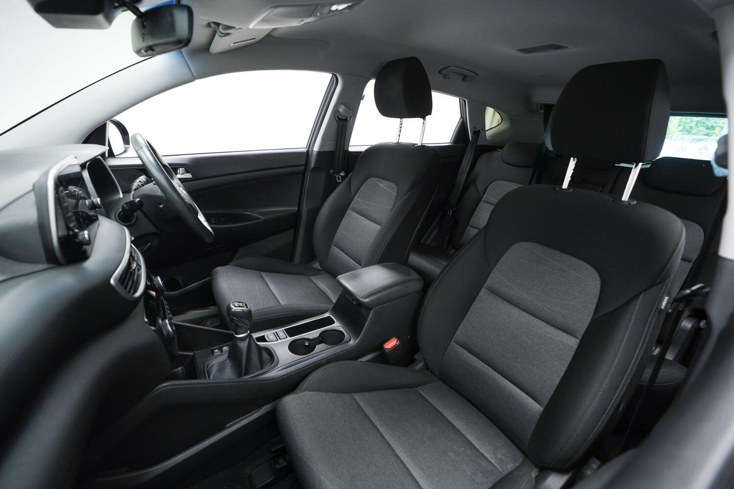 Hyundai Tucson view 24