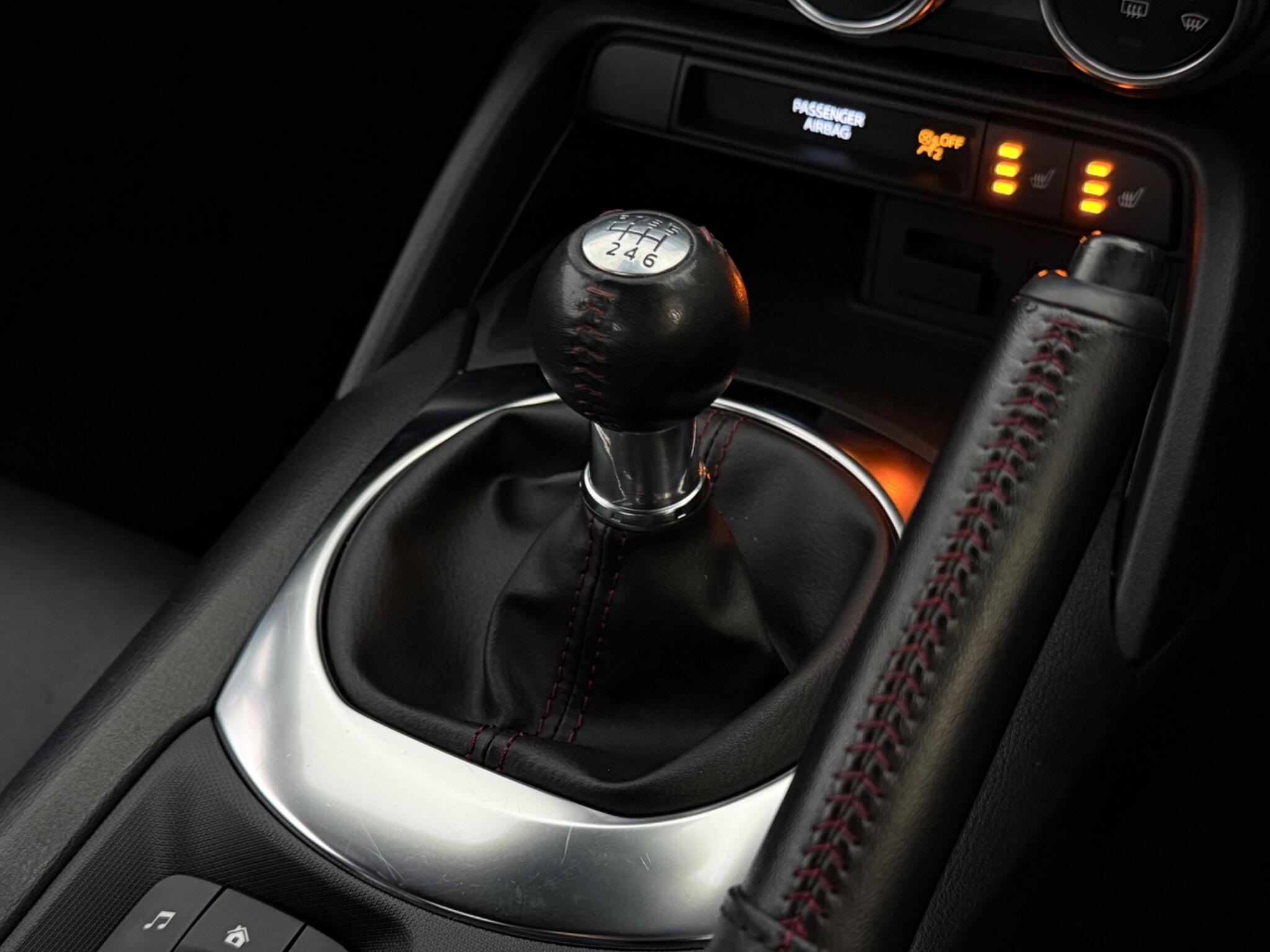 Mazda MX-5 view 23