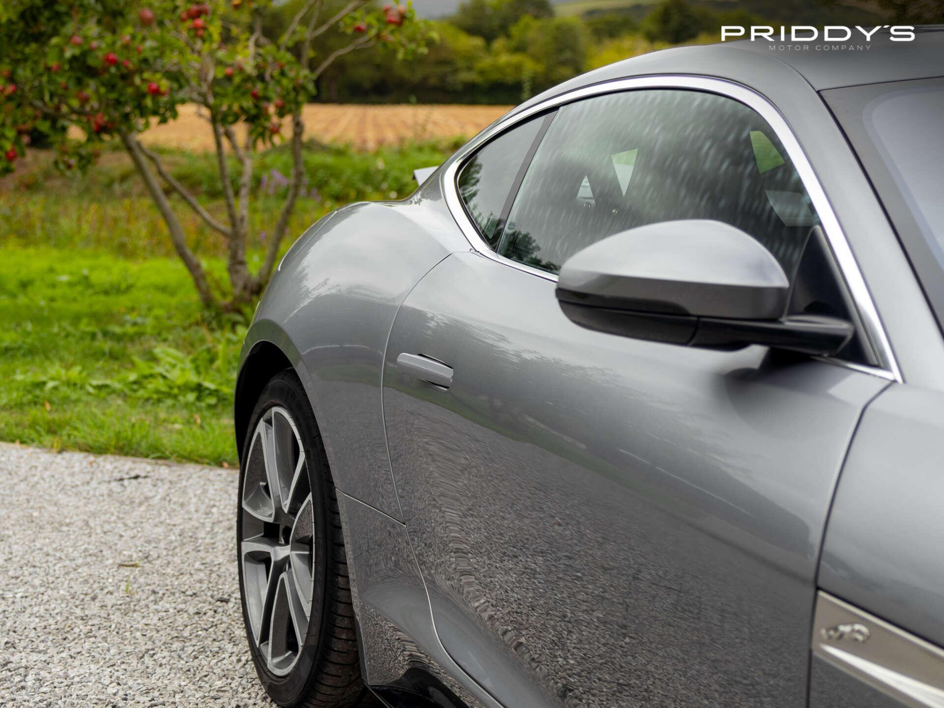 Jaguar F-Type view 41
