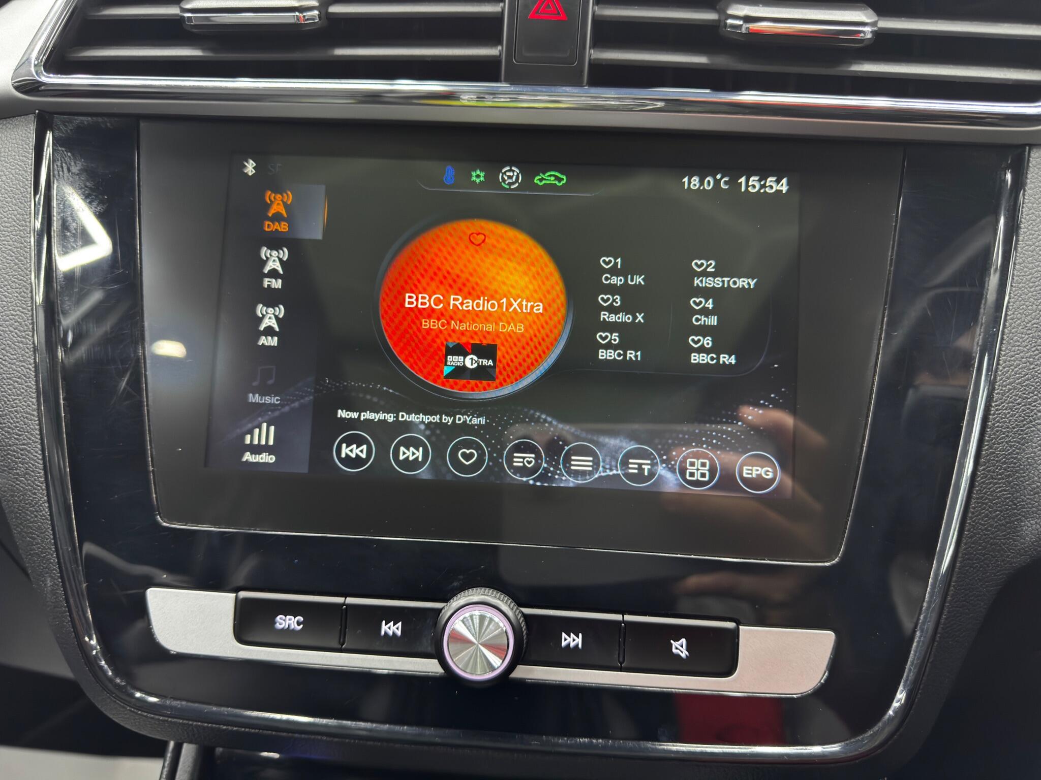 MG ZS view 28