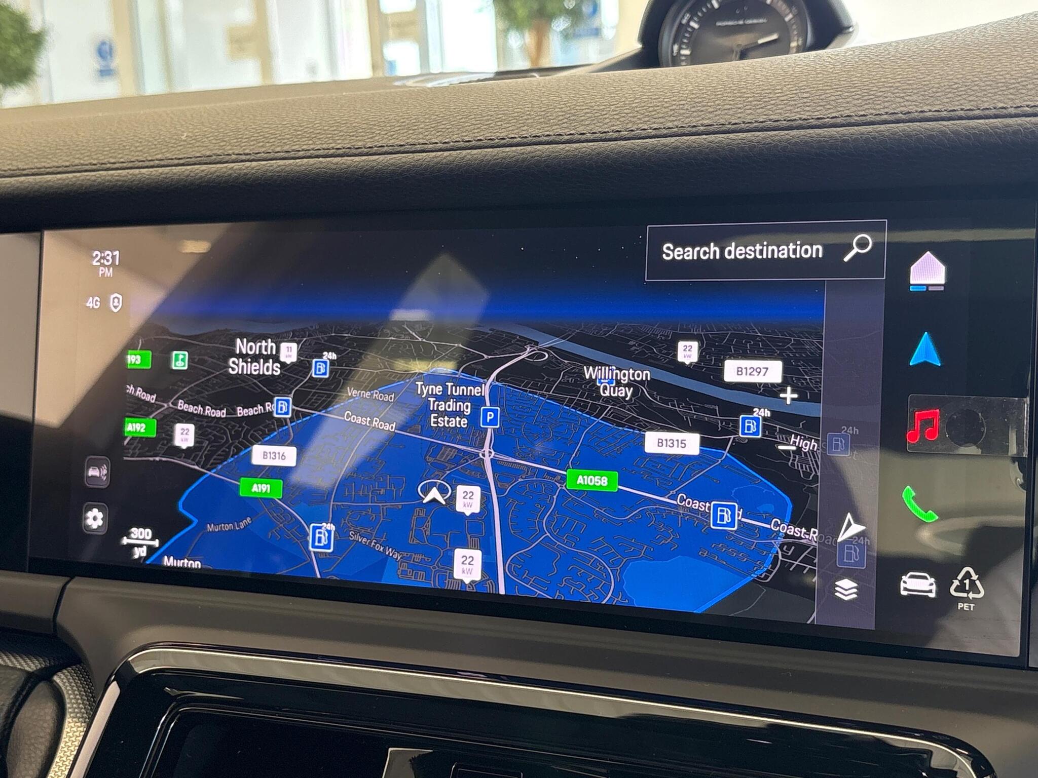 Porsche Panamera view 32