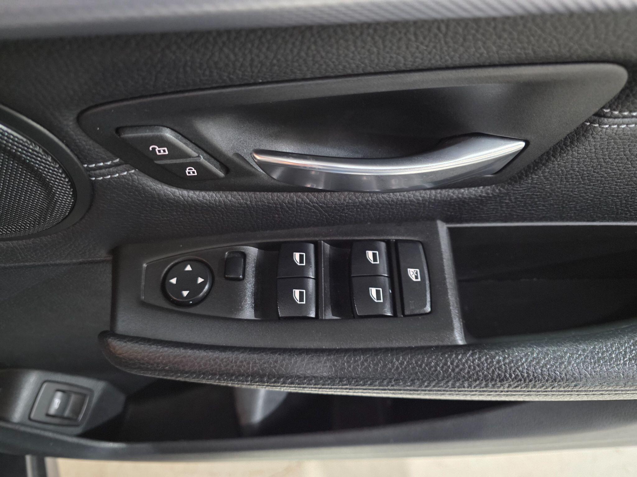 BMW 2 Series view 14