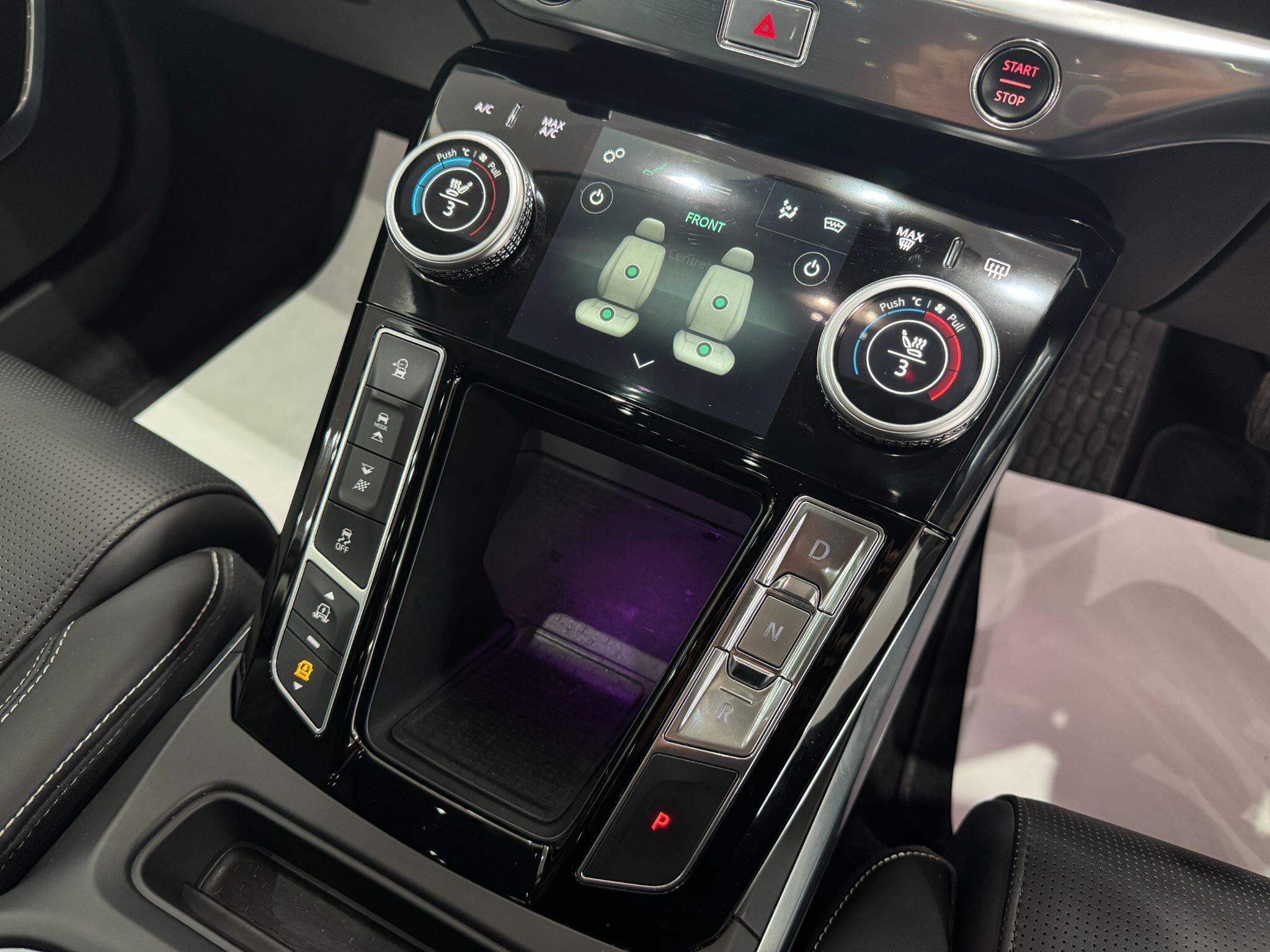 Jaguar I-Pace view 25
