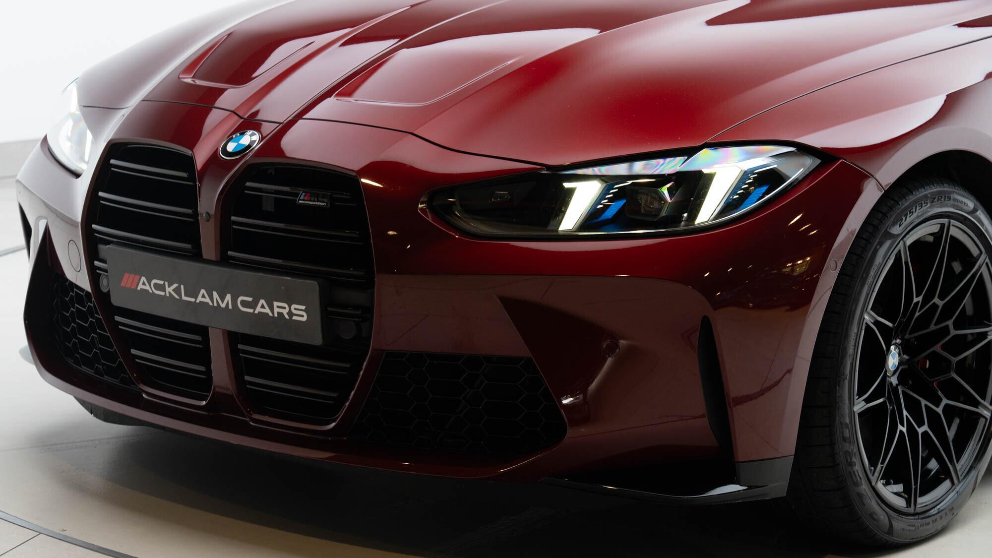 BMW M4 view 11