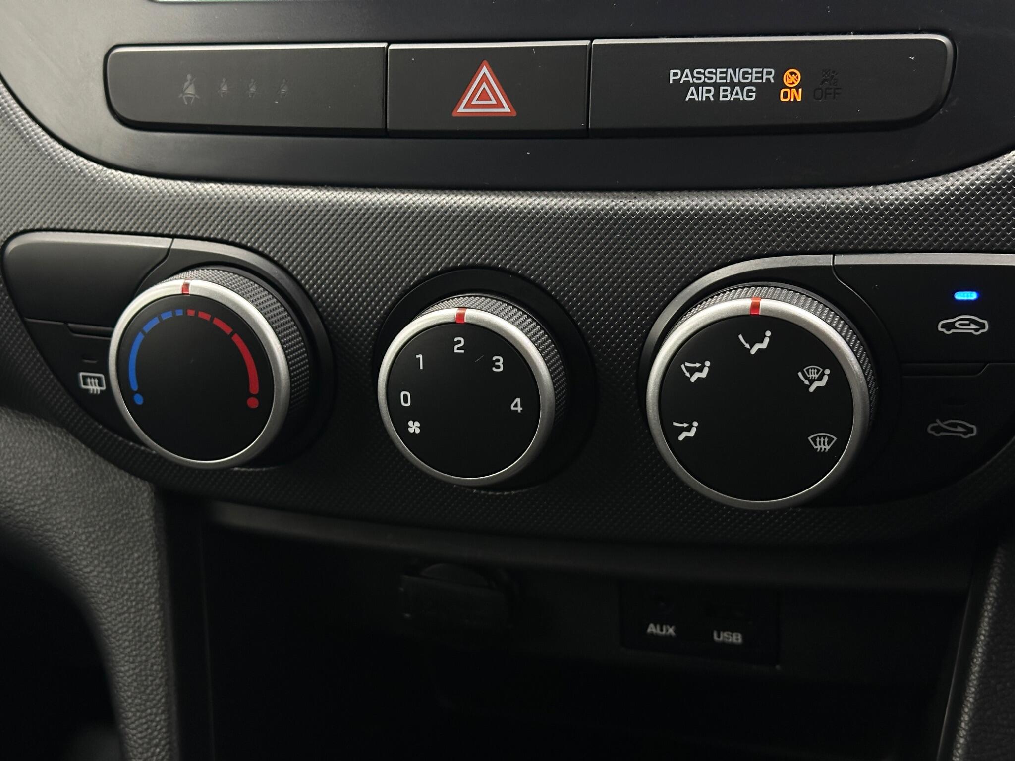 Hyundai i10 view 18