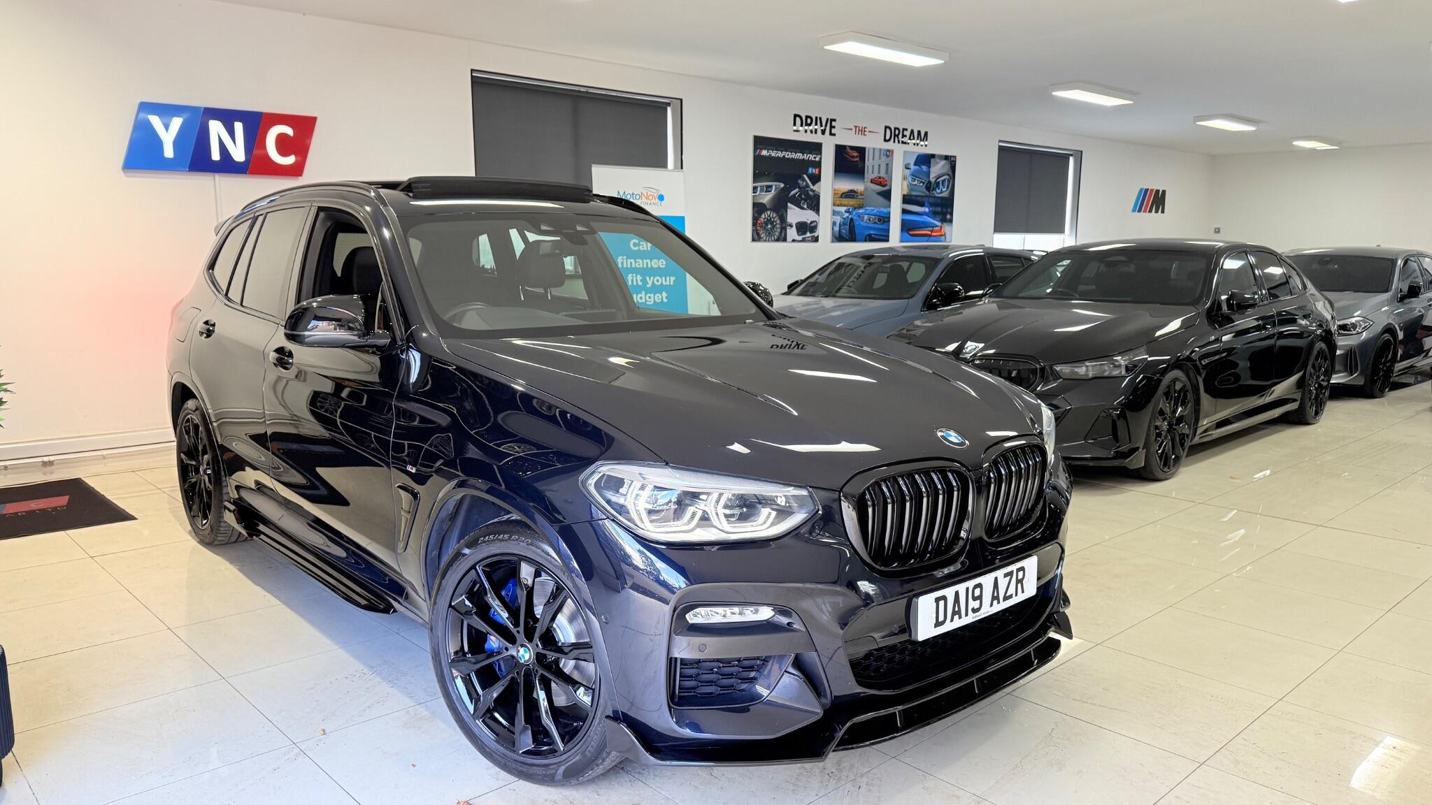 BMW X3 view 4