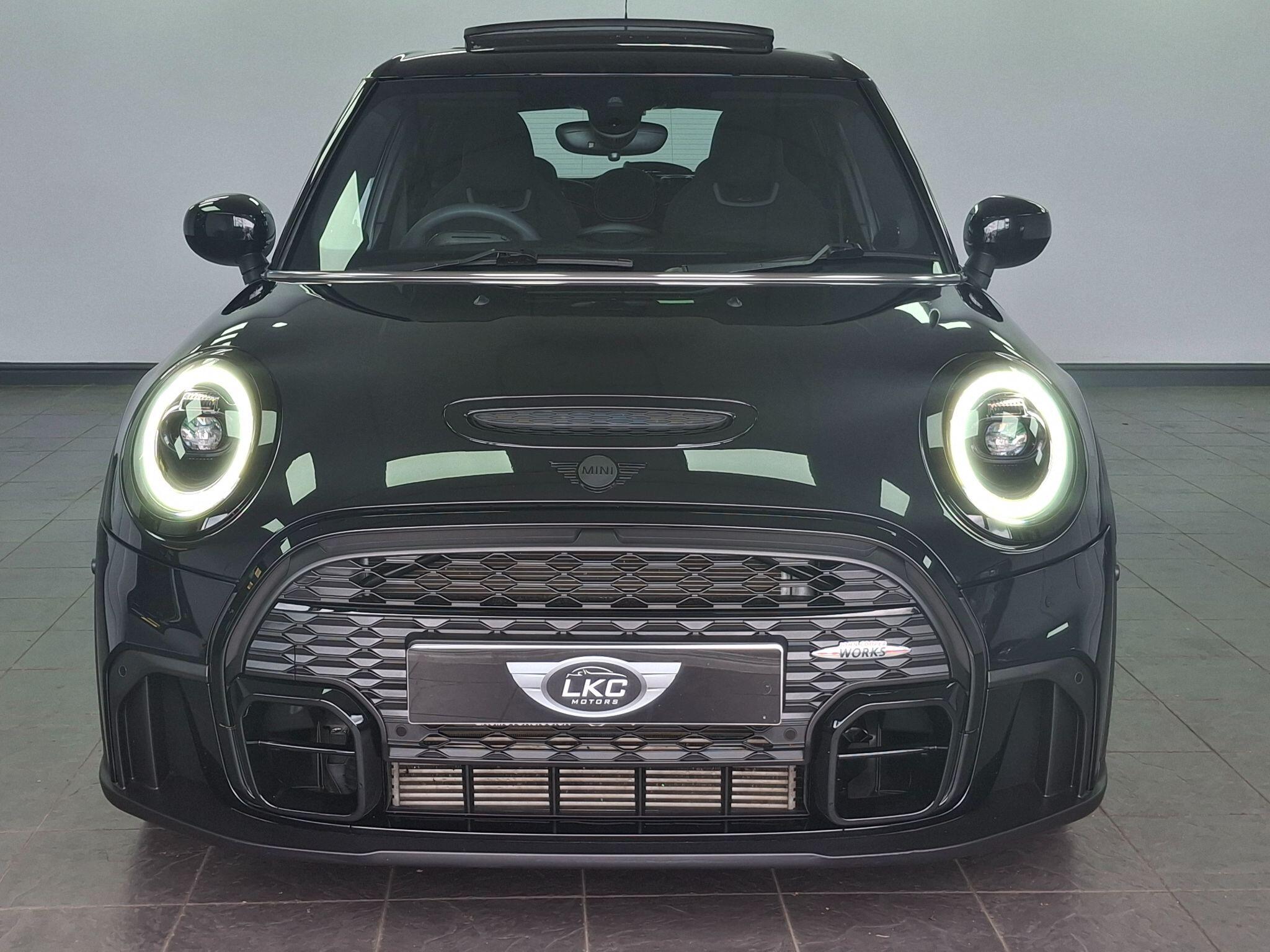Mini Hatch view 44