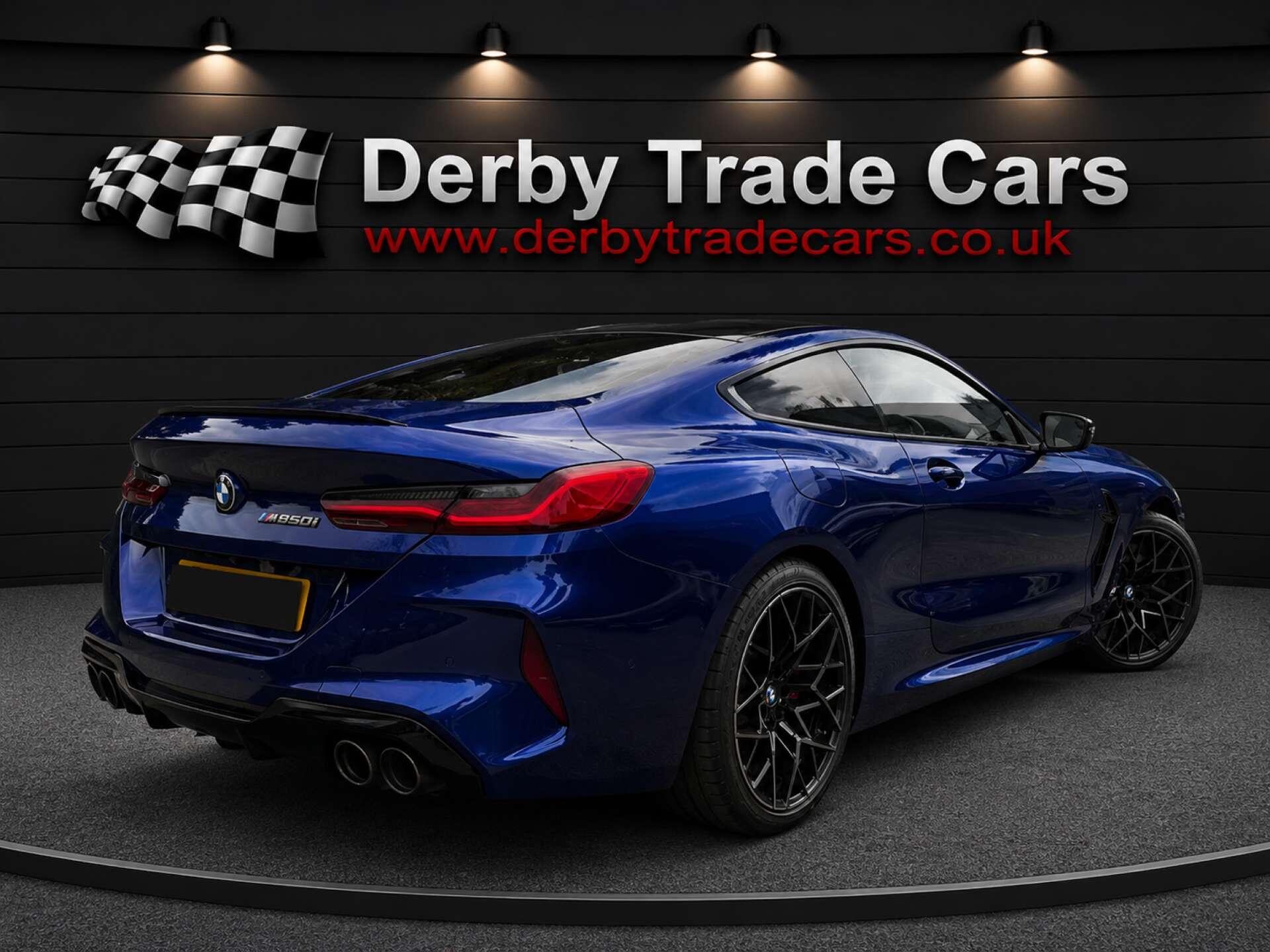 BMW M8 view 16