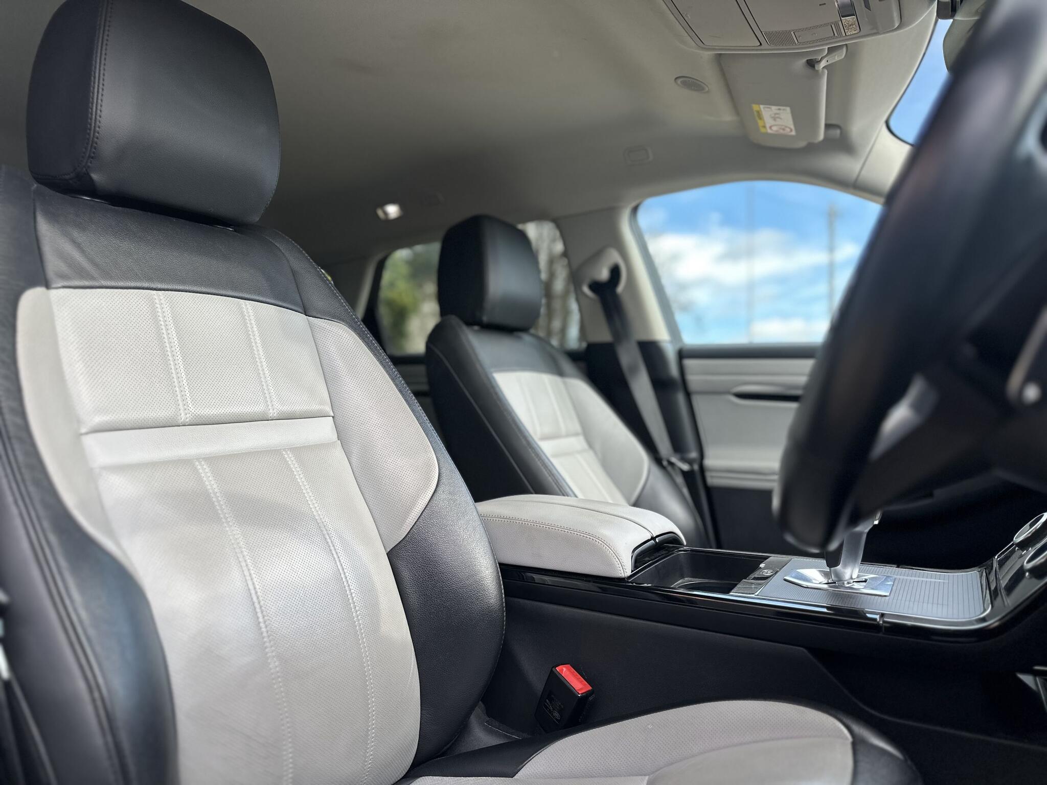 Land Rover Range Rover Evoque view 13