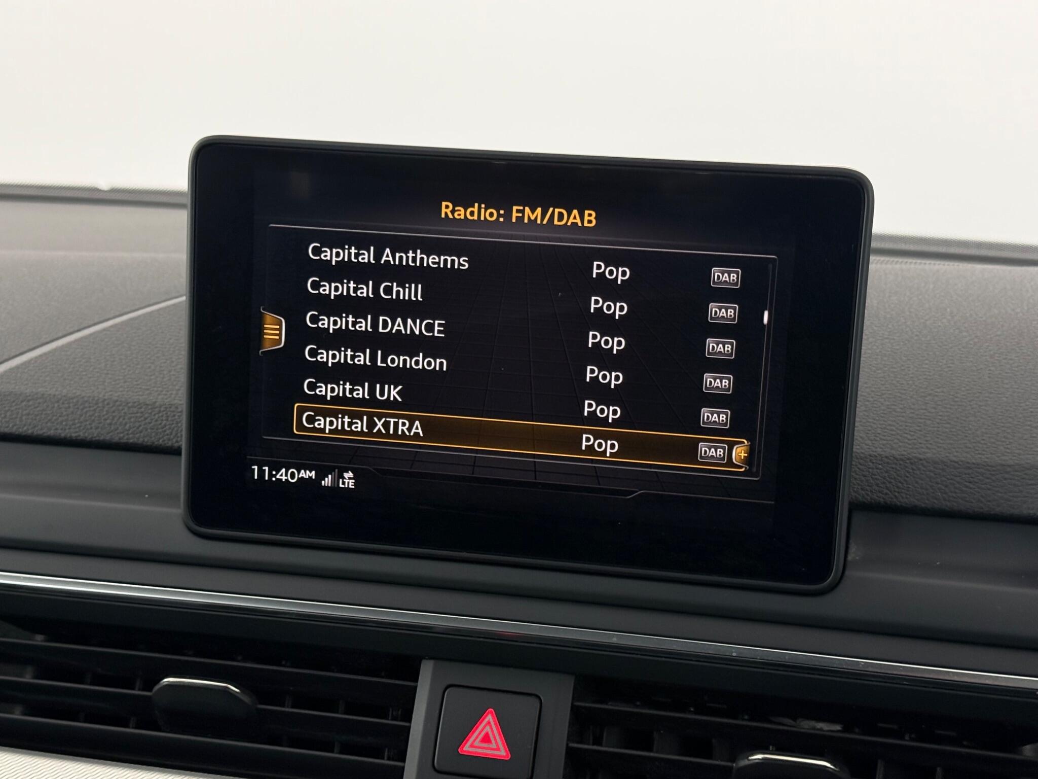 Audi A4 view 24