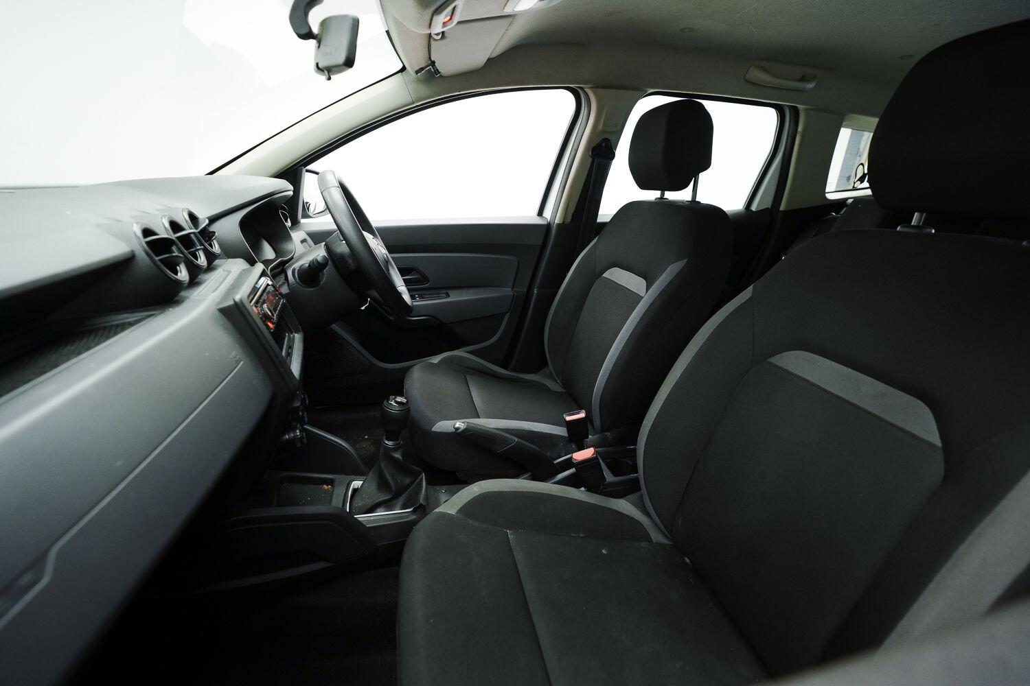 Dacia Duster view 20