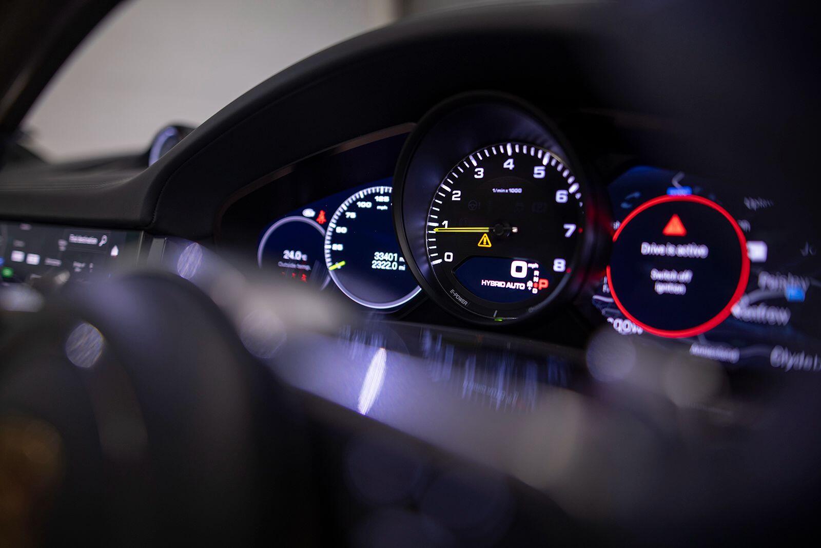 Porsche Cayenne view 25