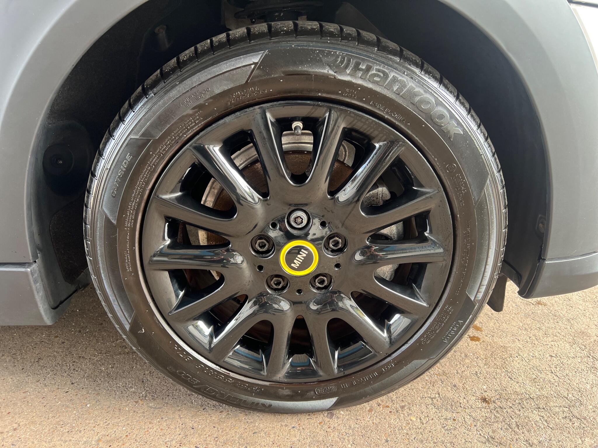 Mini Electric Hatch view 15