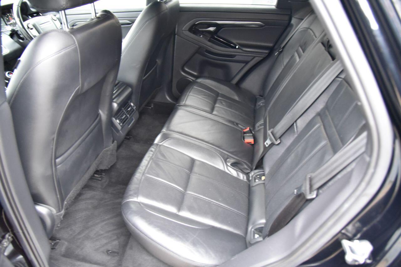Land Rover Range Rover Evoque view 25