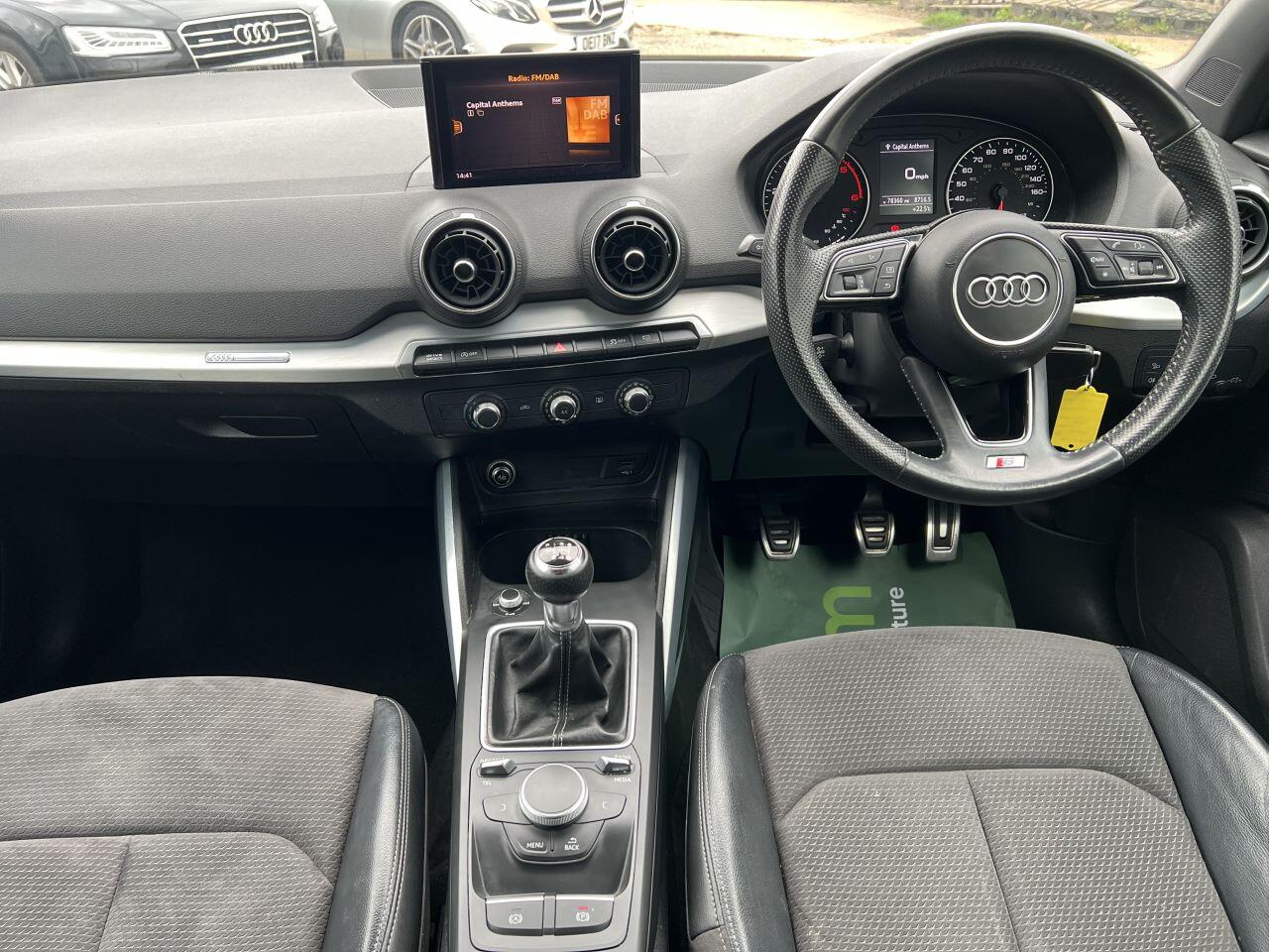 Audi Q2 view 28