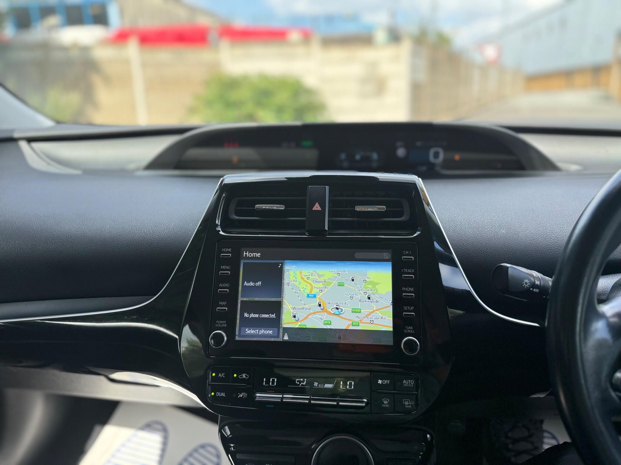 Toyota Prius view 29