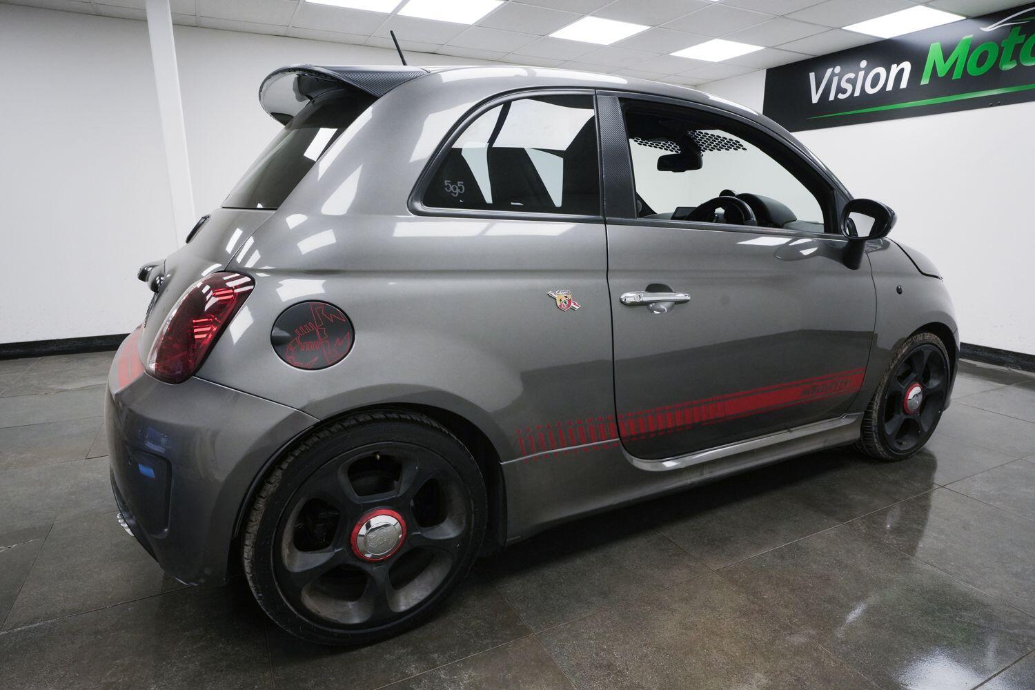 Abarth 595 view 3