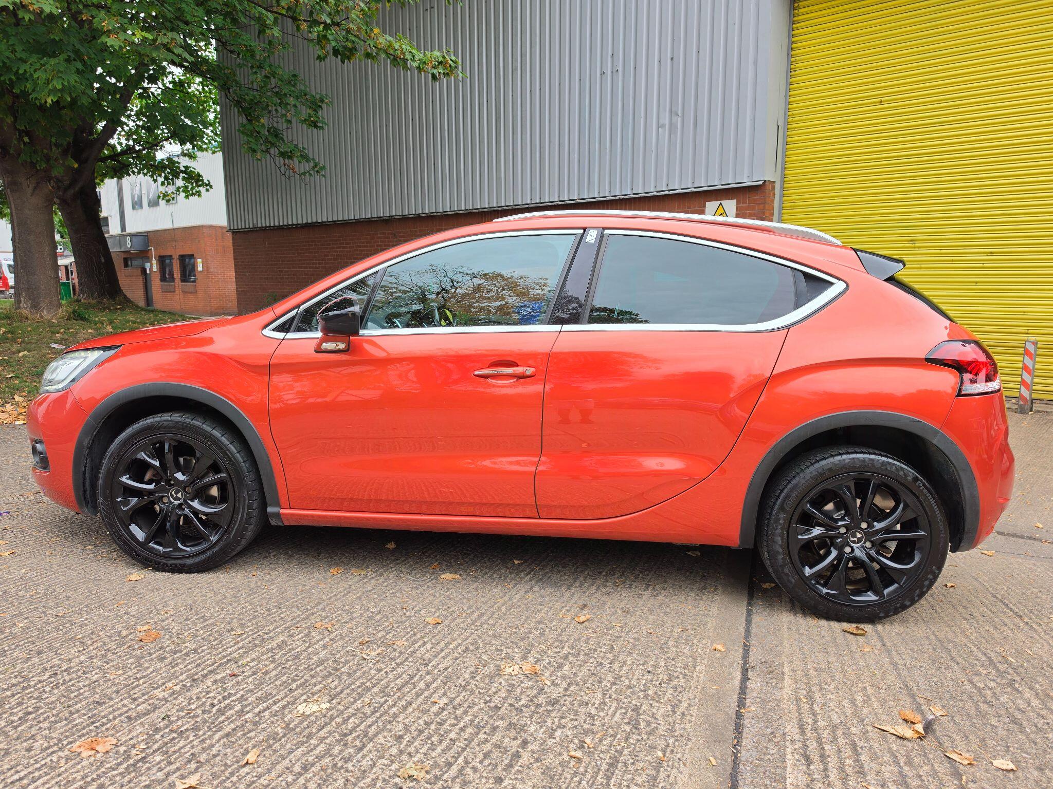 DS Automobiles DS 4 Crossback view 40